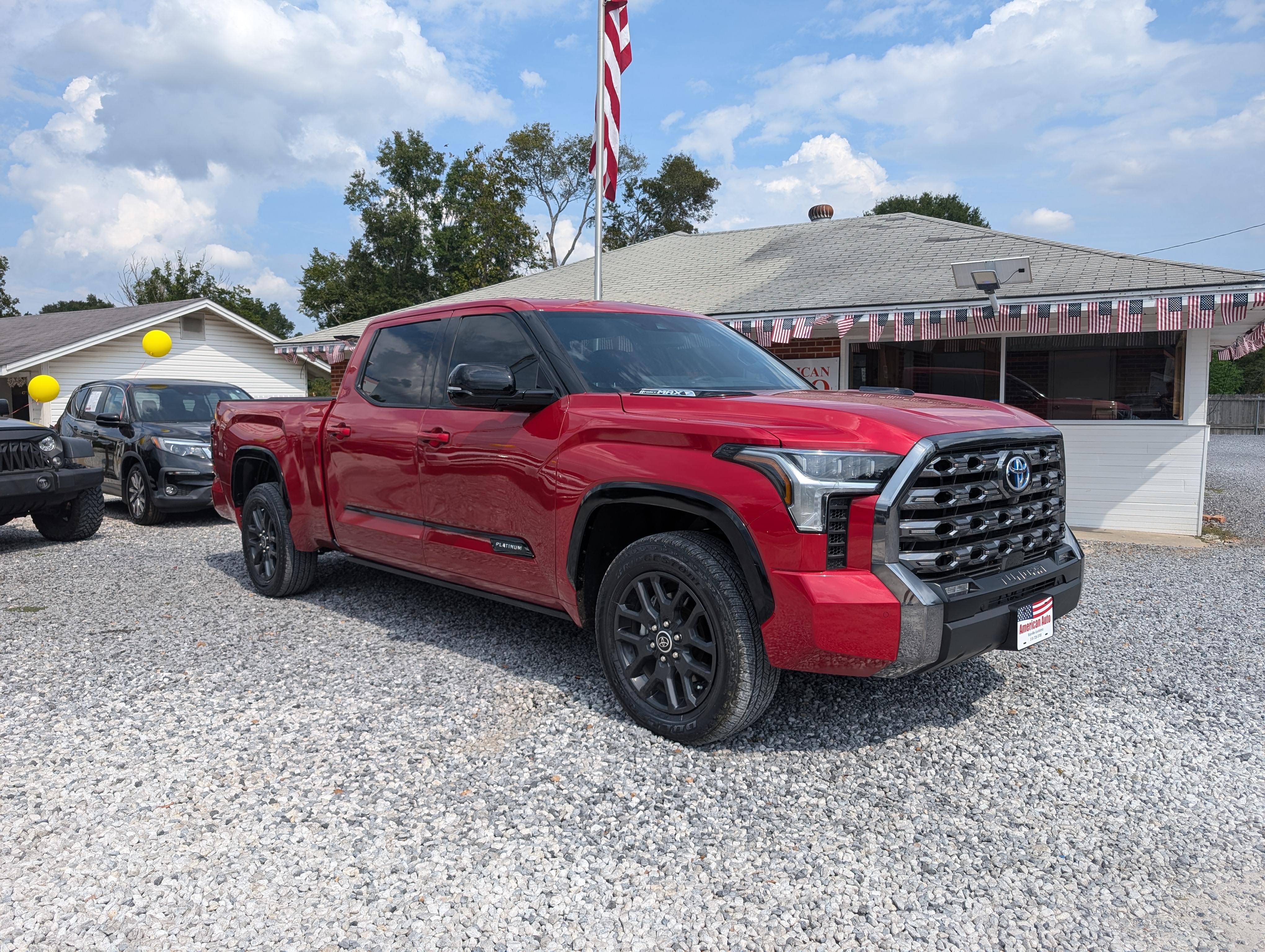 2023 Toyota Tundra Platinum CrewMax 4WD Long Bed Hybrid 8