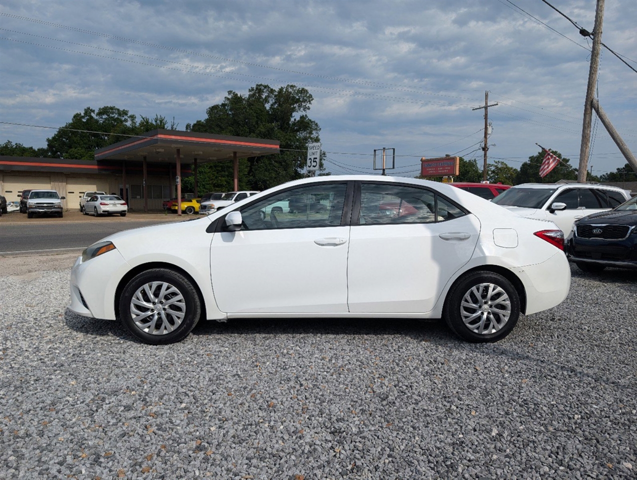 2014 Toyota Corolla LE CVT 2