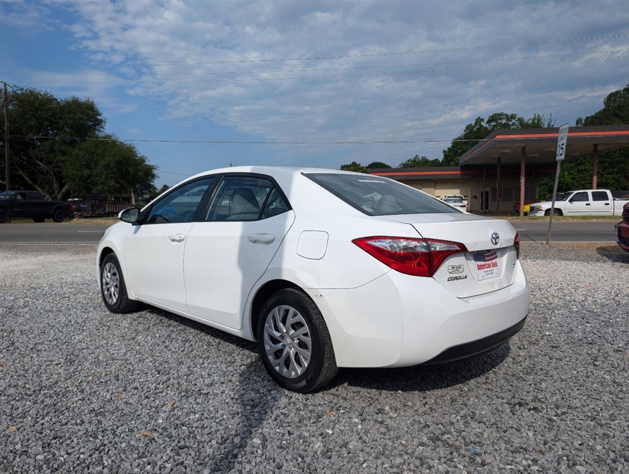 2014 Toyota Corolla LE CVT 3