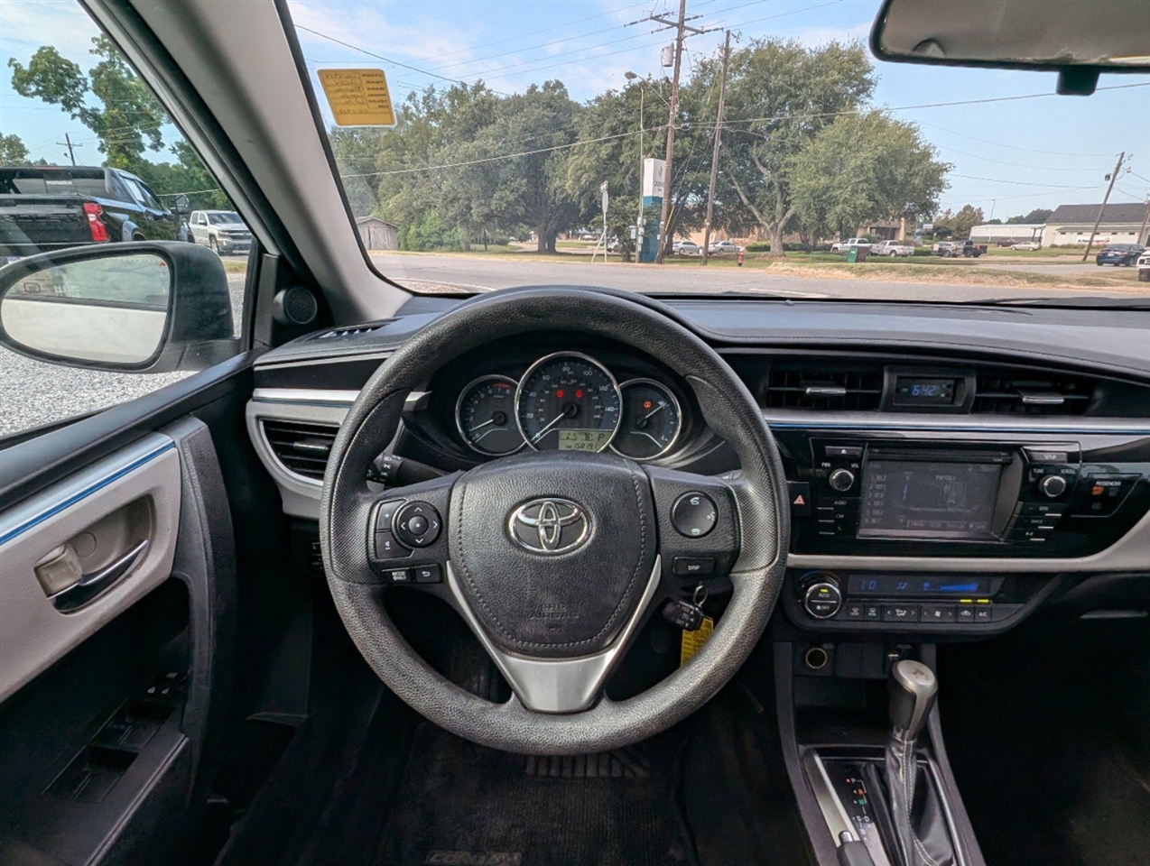 2014 Toyota Corolla LE CVT 27