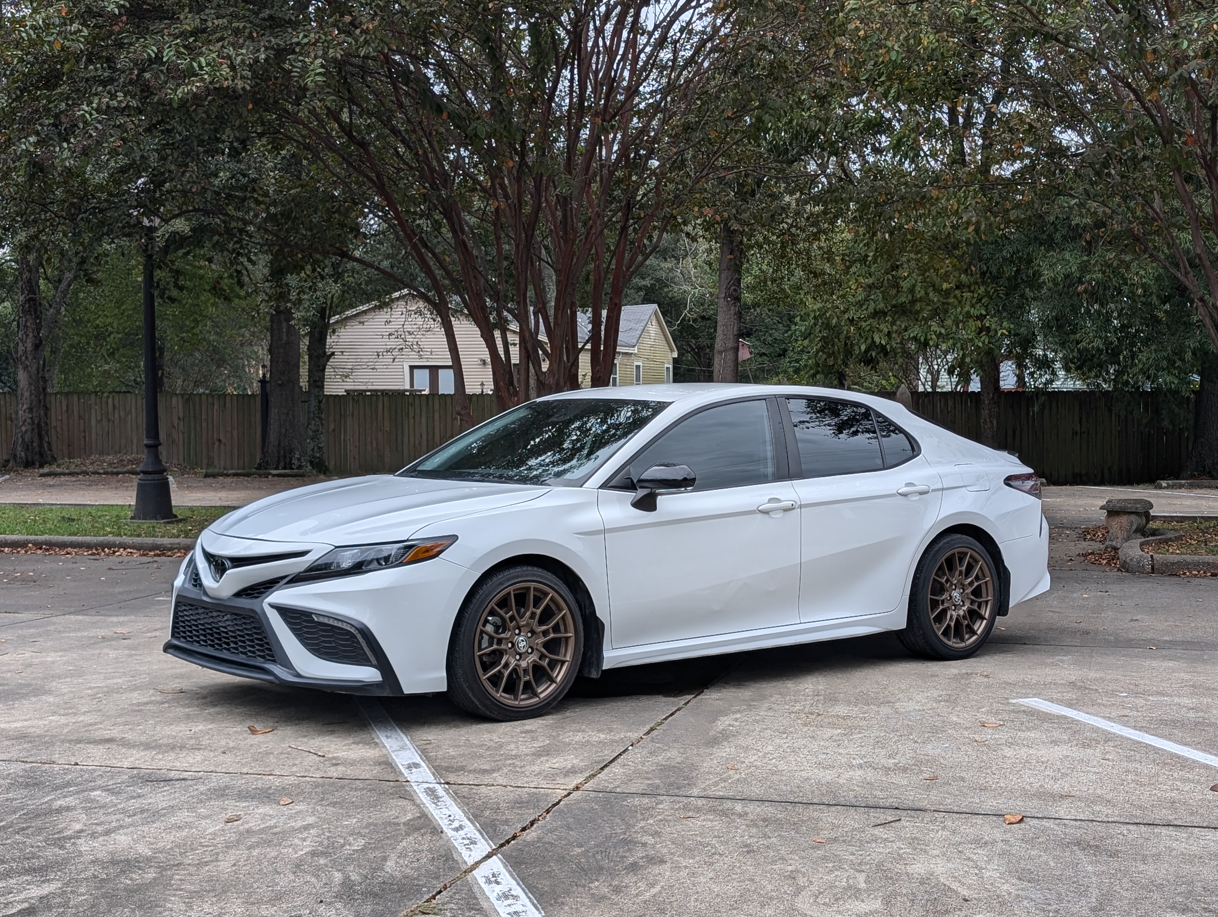 2023 Toyota Camry SE 1