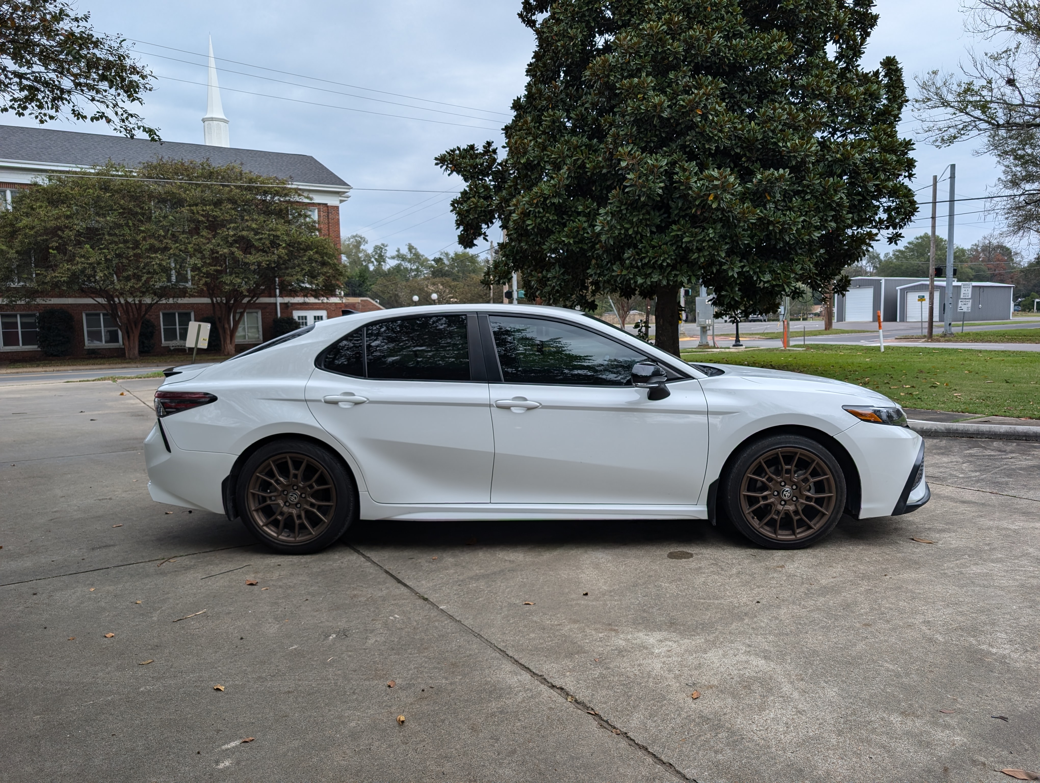 2023 Toyota Camry SE 7