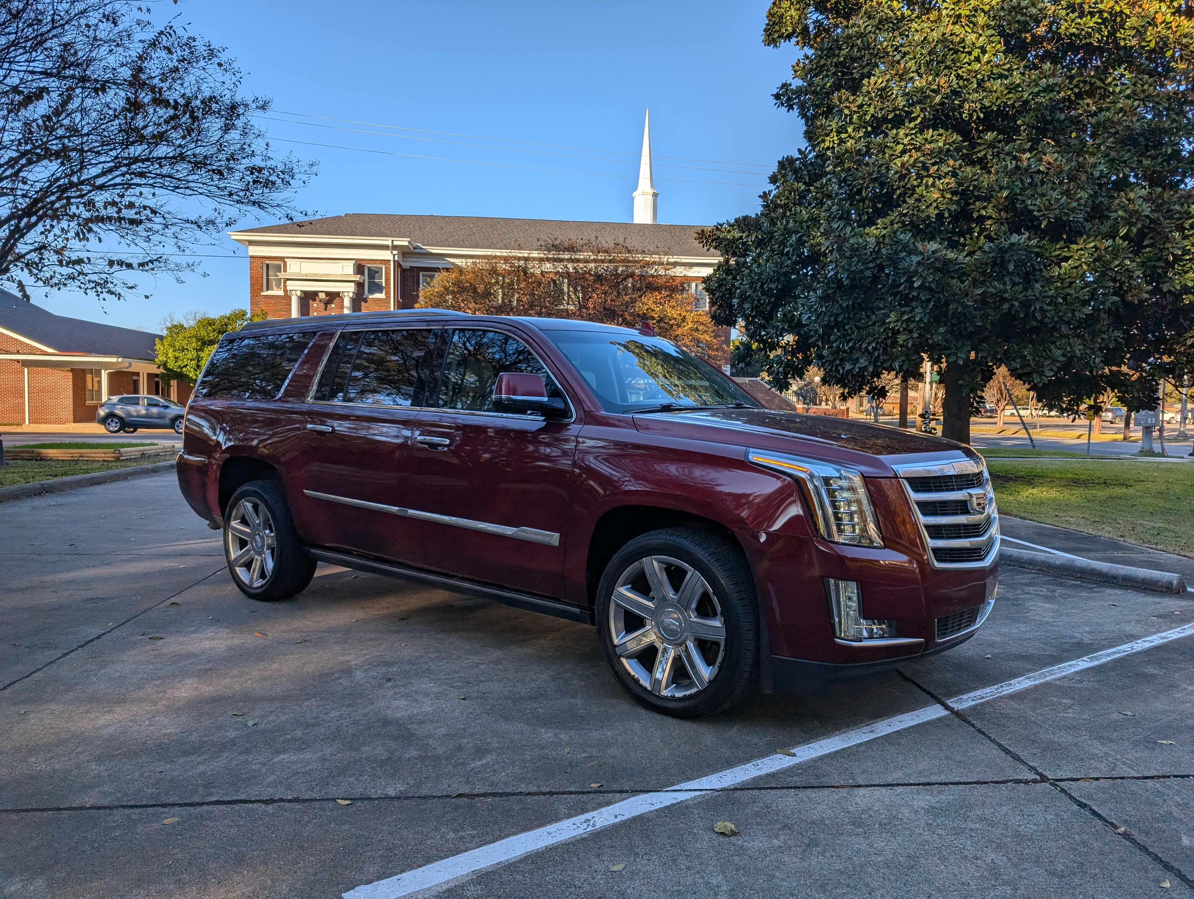 2016 Cadillac Escalade ESV 2WD Premium 8