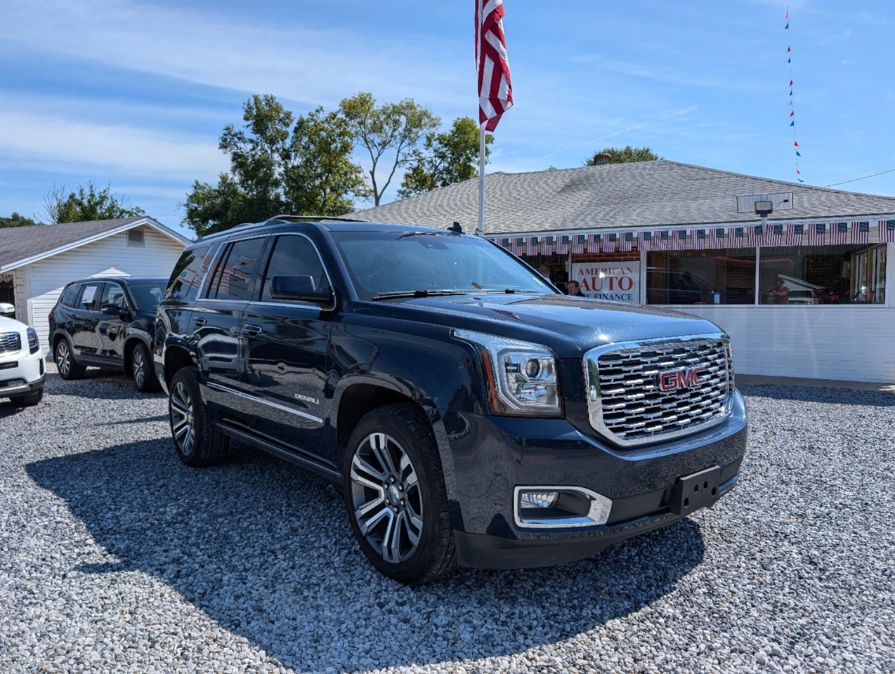 2019 GMC Yukon Denali 4WD 8