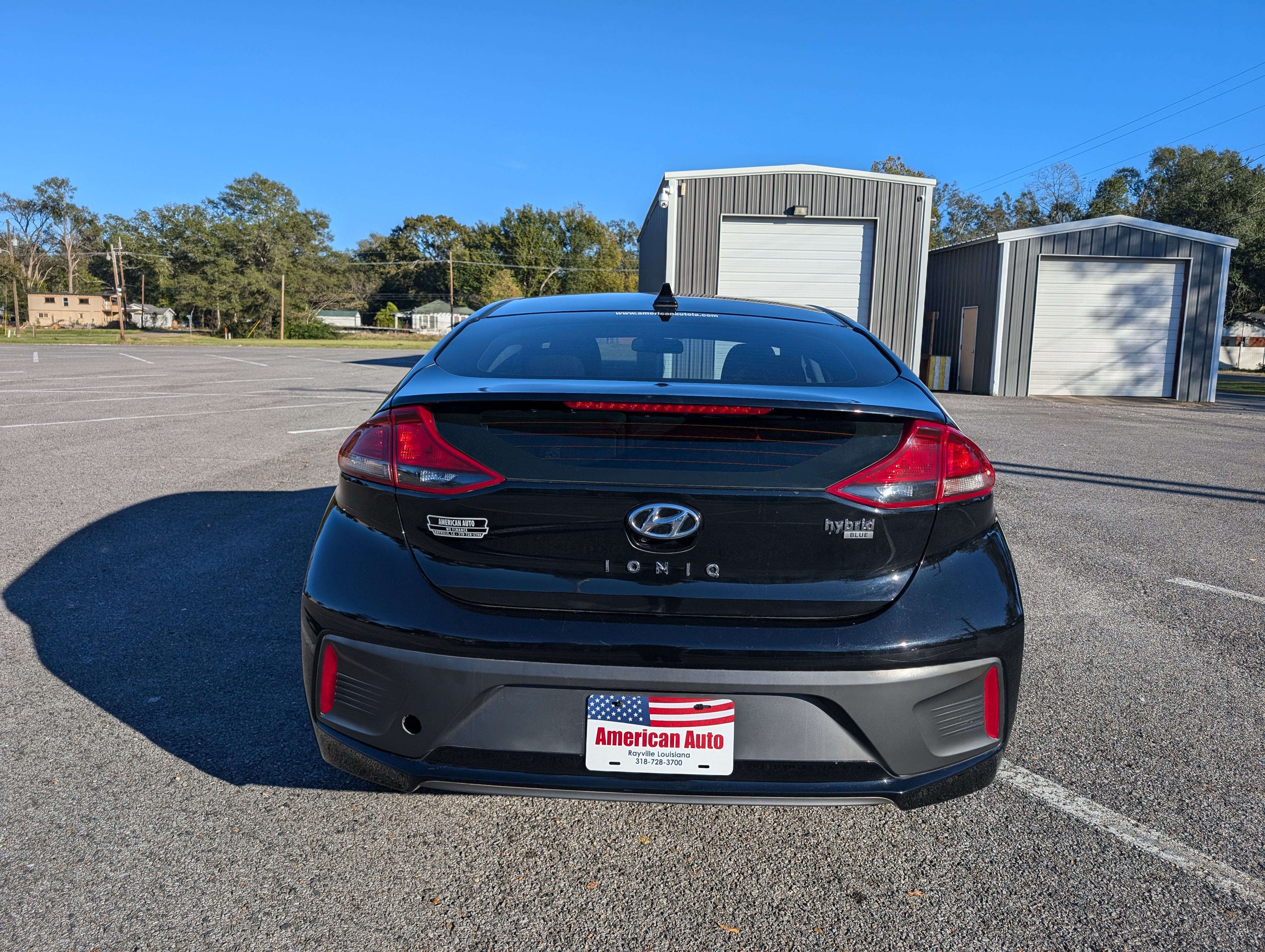 2019 Hyundai Ioniq Hybrid Blue 4