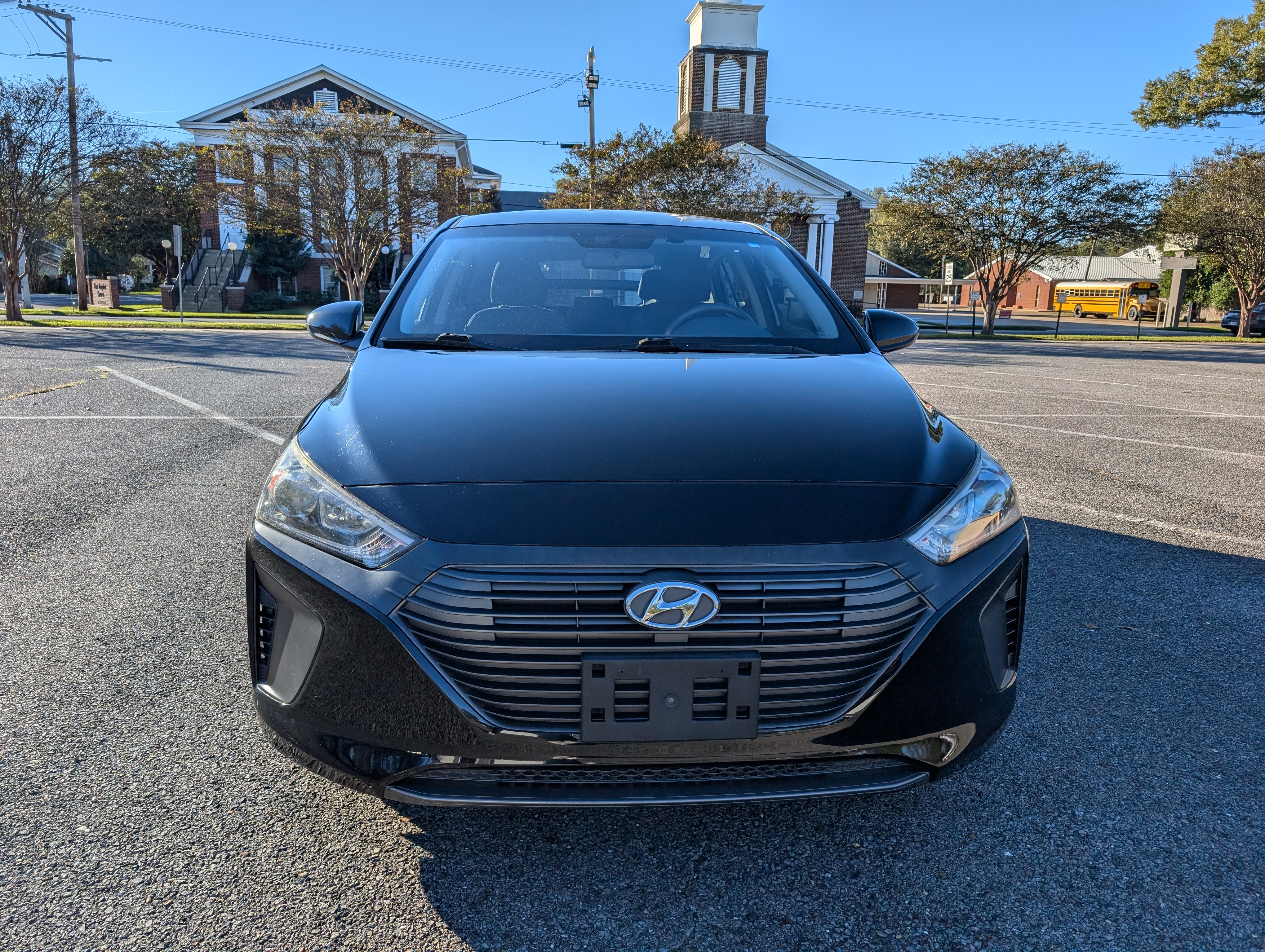 2019 Hyundai Ioniq Hybrid Blue 9