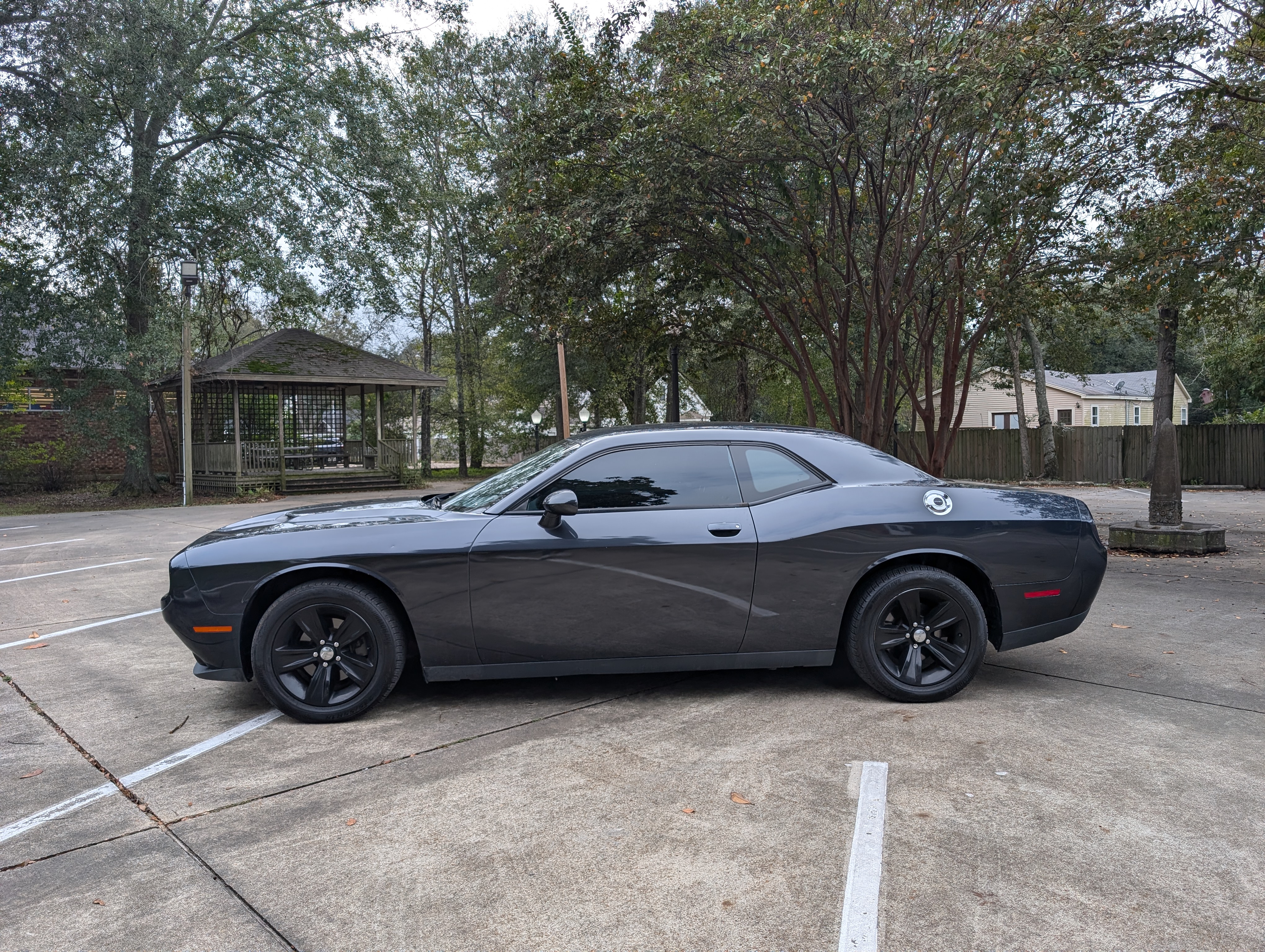 2016 Dodge Challenger SXT 2