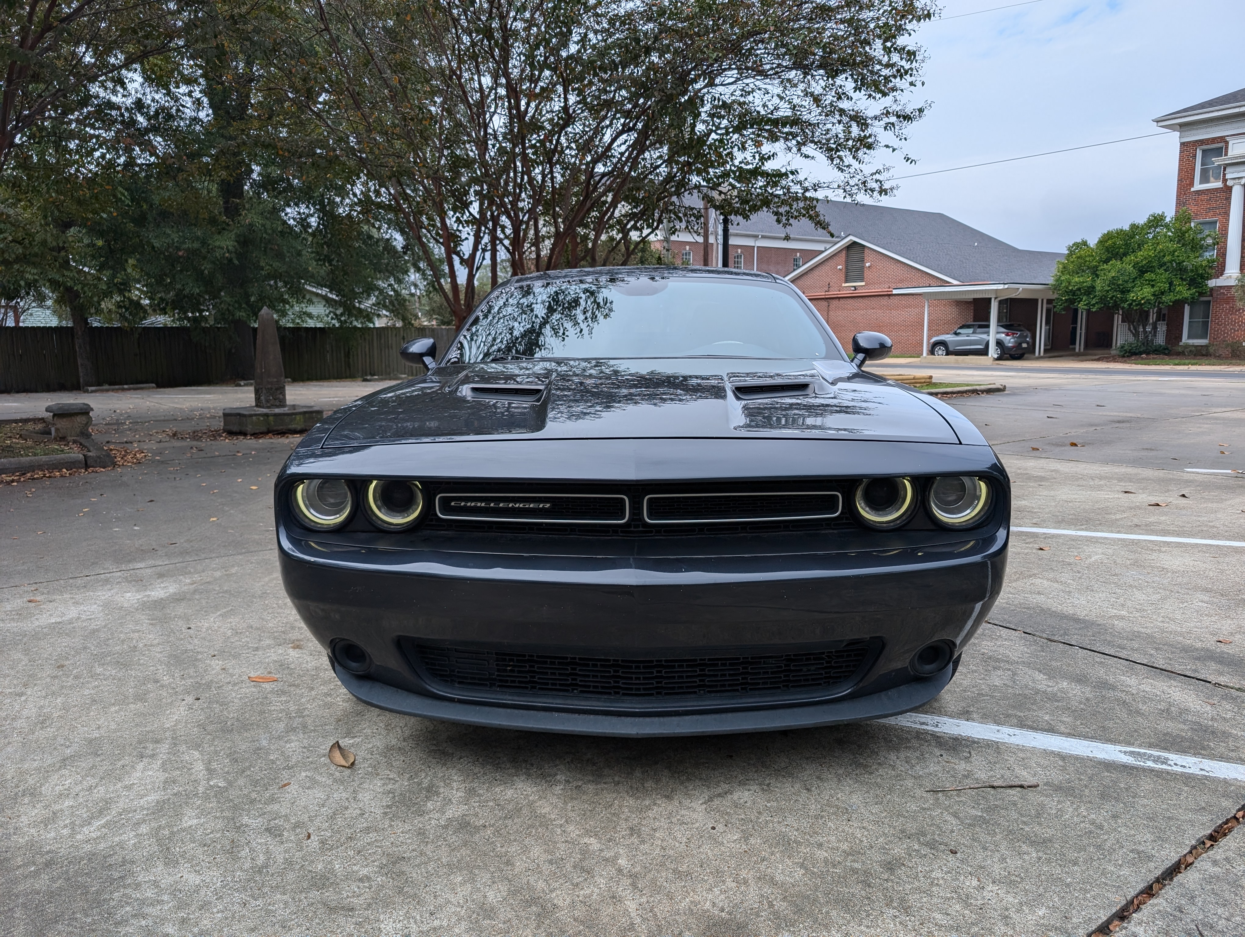 2016 Dodge Challenger SXT 9