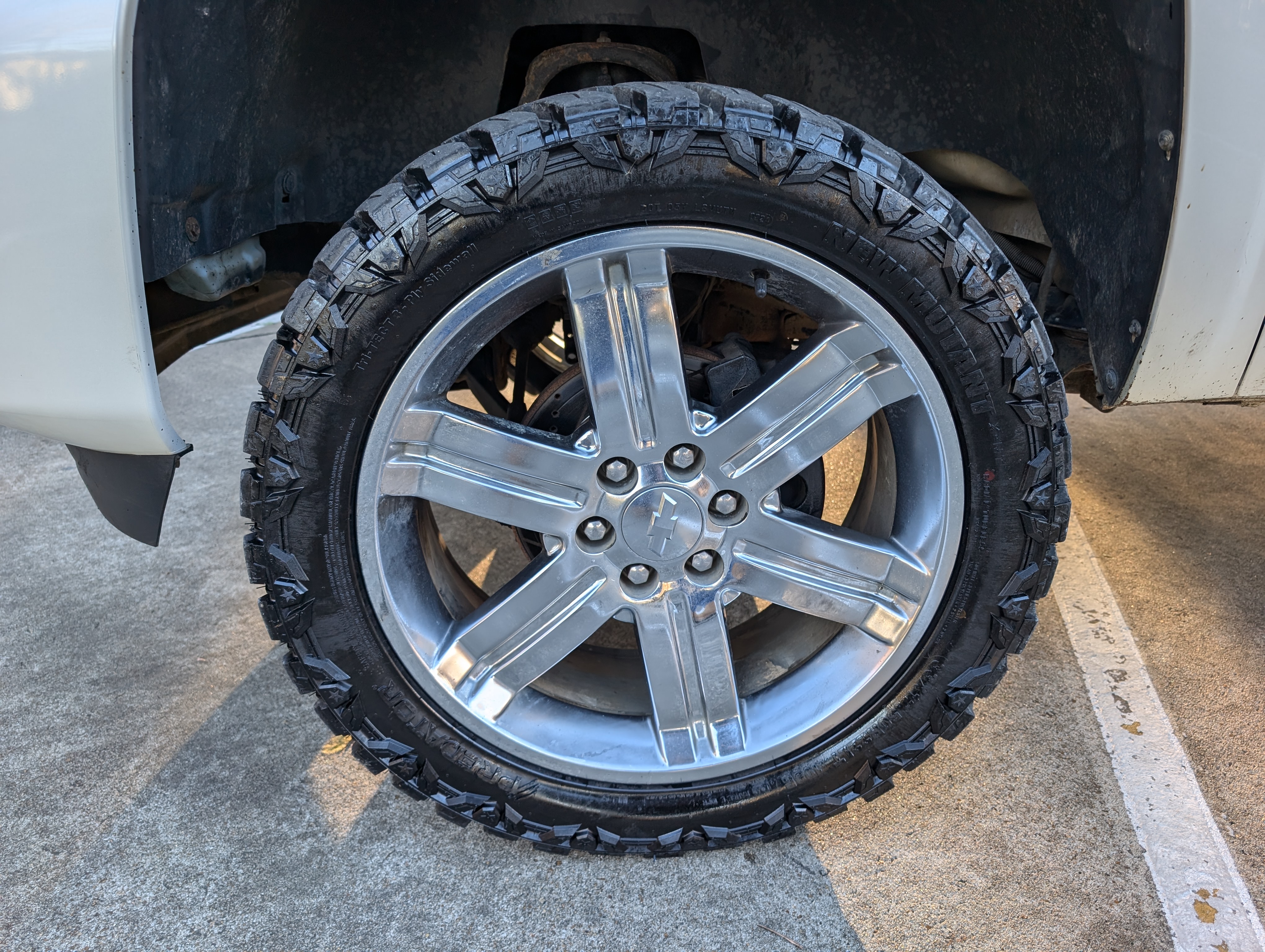 2012 Chevrolet Silverado 1500 LTZ Crew Cab 4WD 10