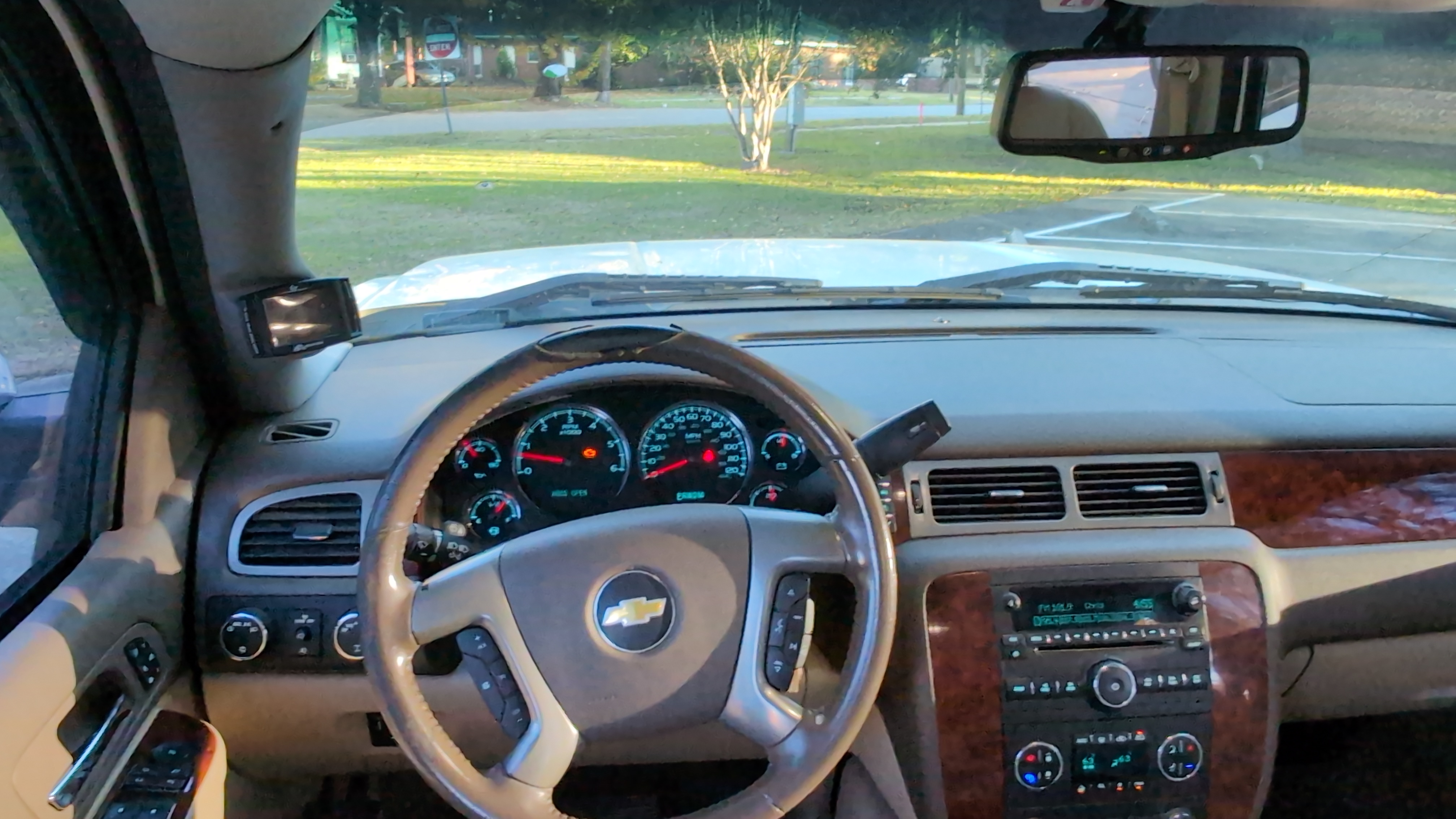 2012 Chevrolet Silverado 1500 LTZ Crew Cab 4WD 33