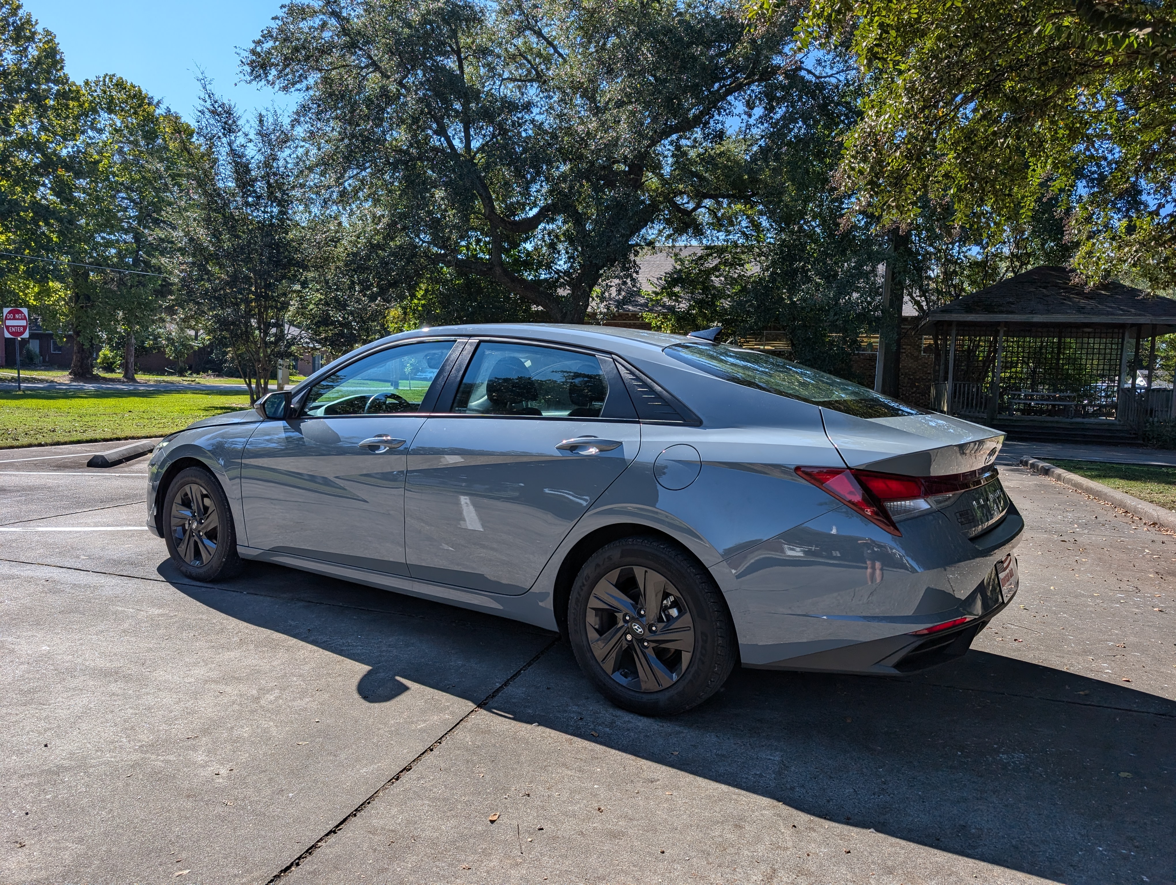 2022 Hyundai Elantra SEL 3