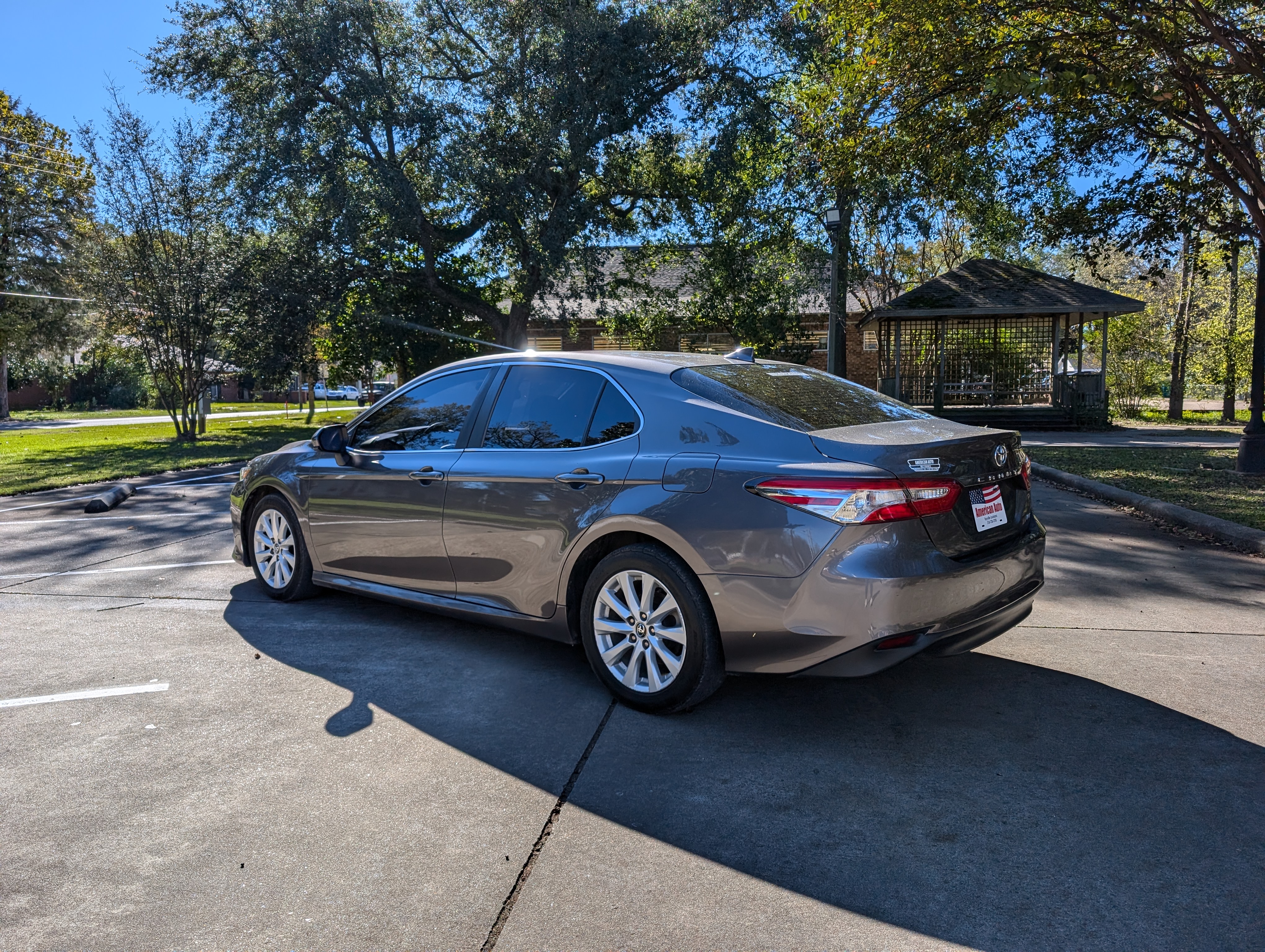 2020 Toyota Camry LE 3