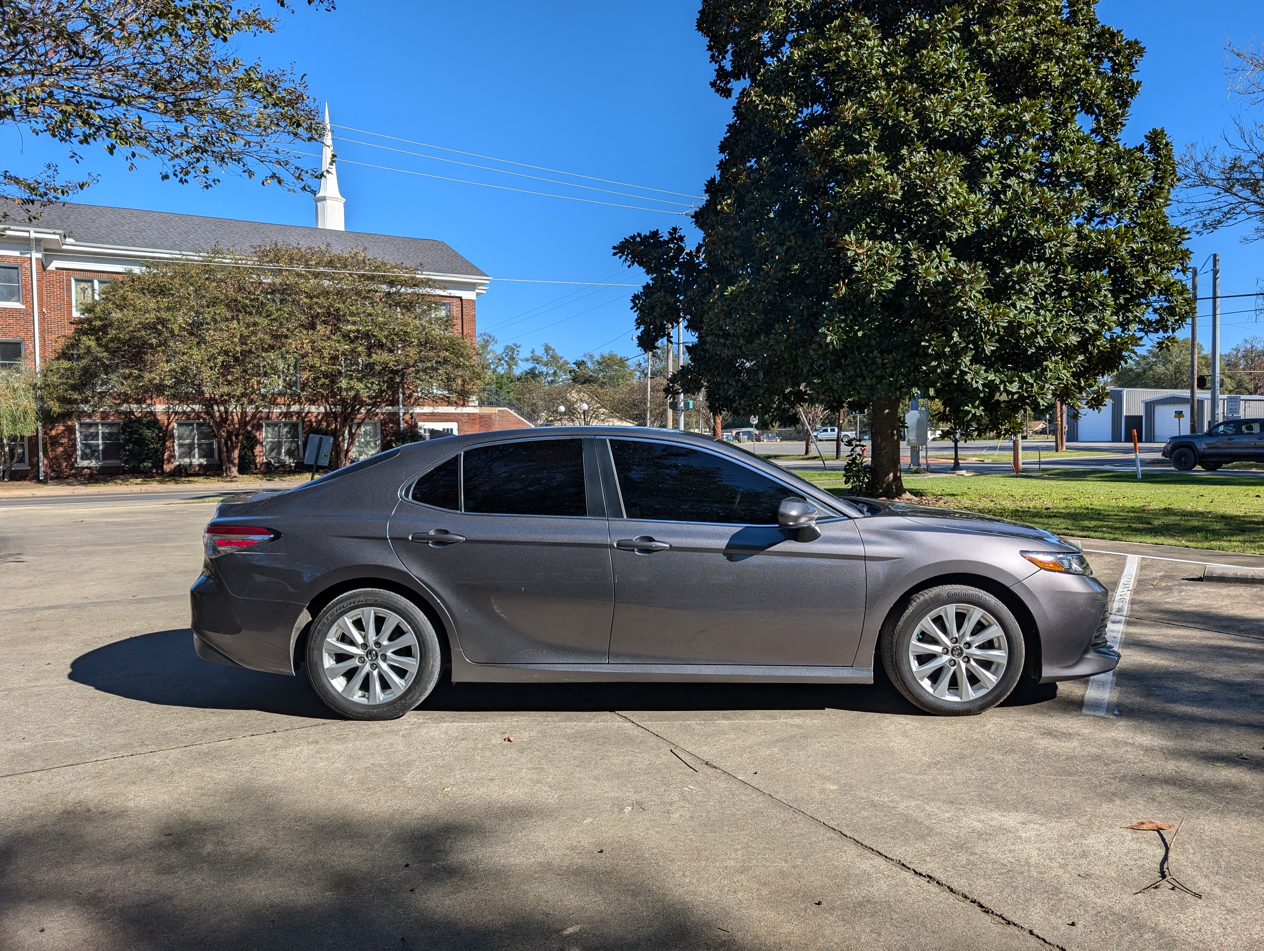 2020 Toyota Camry LE 7