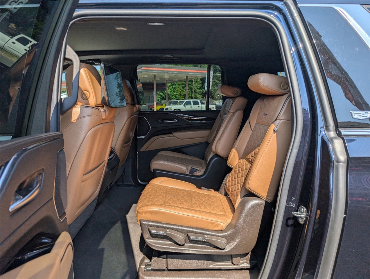 2021 Cadillac Escalade ESV Premium Luxury 4WD 30