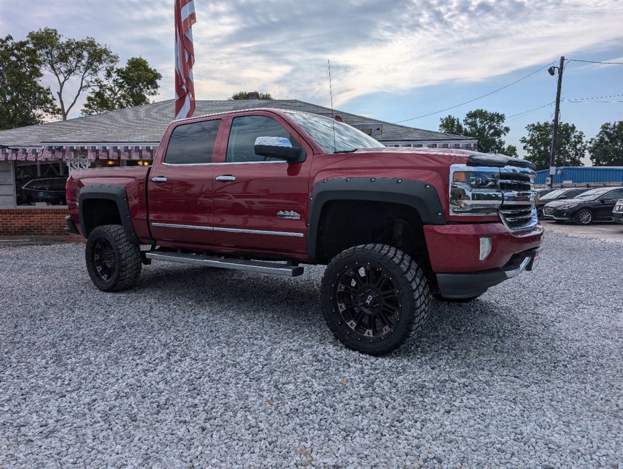 2018 Chevrolet Silverado 1500 High Country Crew Cab Long Box 4WD 8