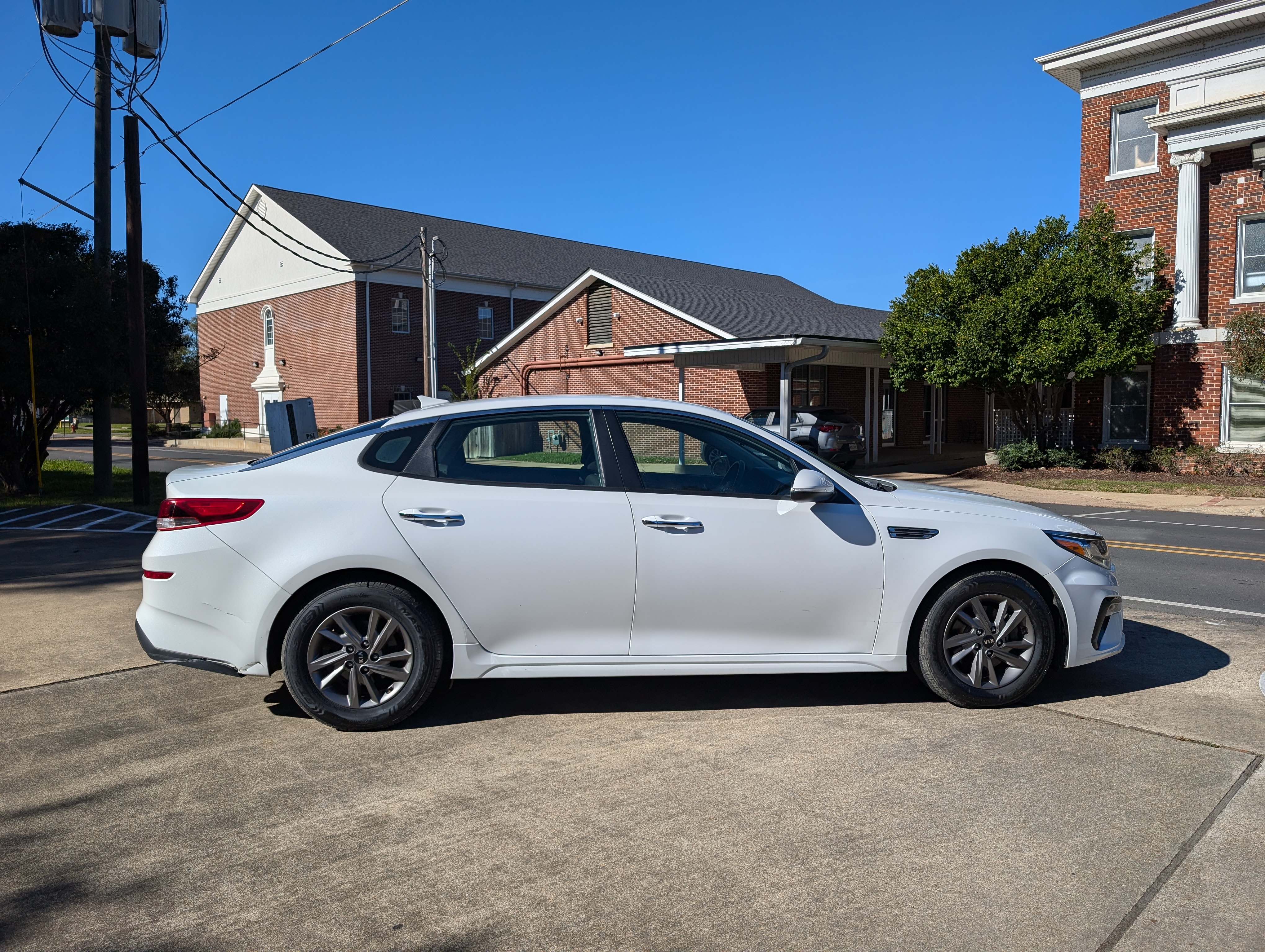 2020 Kia Optima LX 7