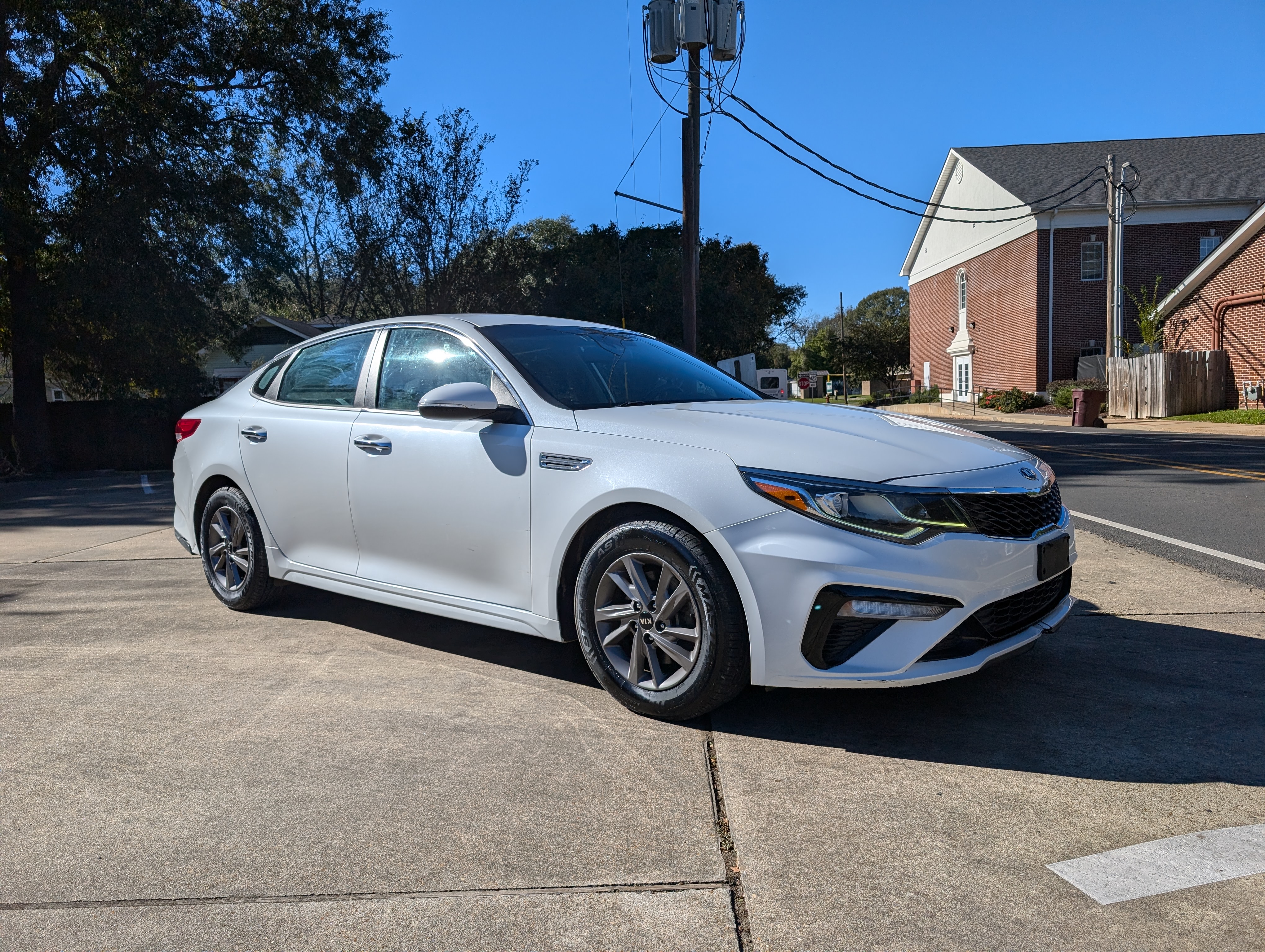 2020 Kia Optima LX 8