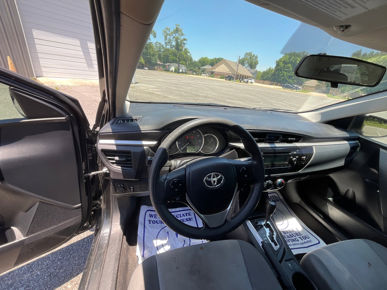 2015 Toyota Corolla LE CVT 16