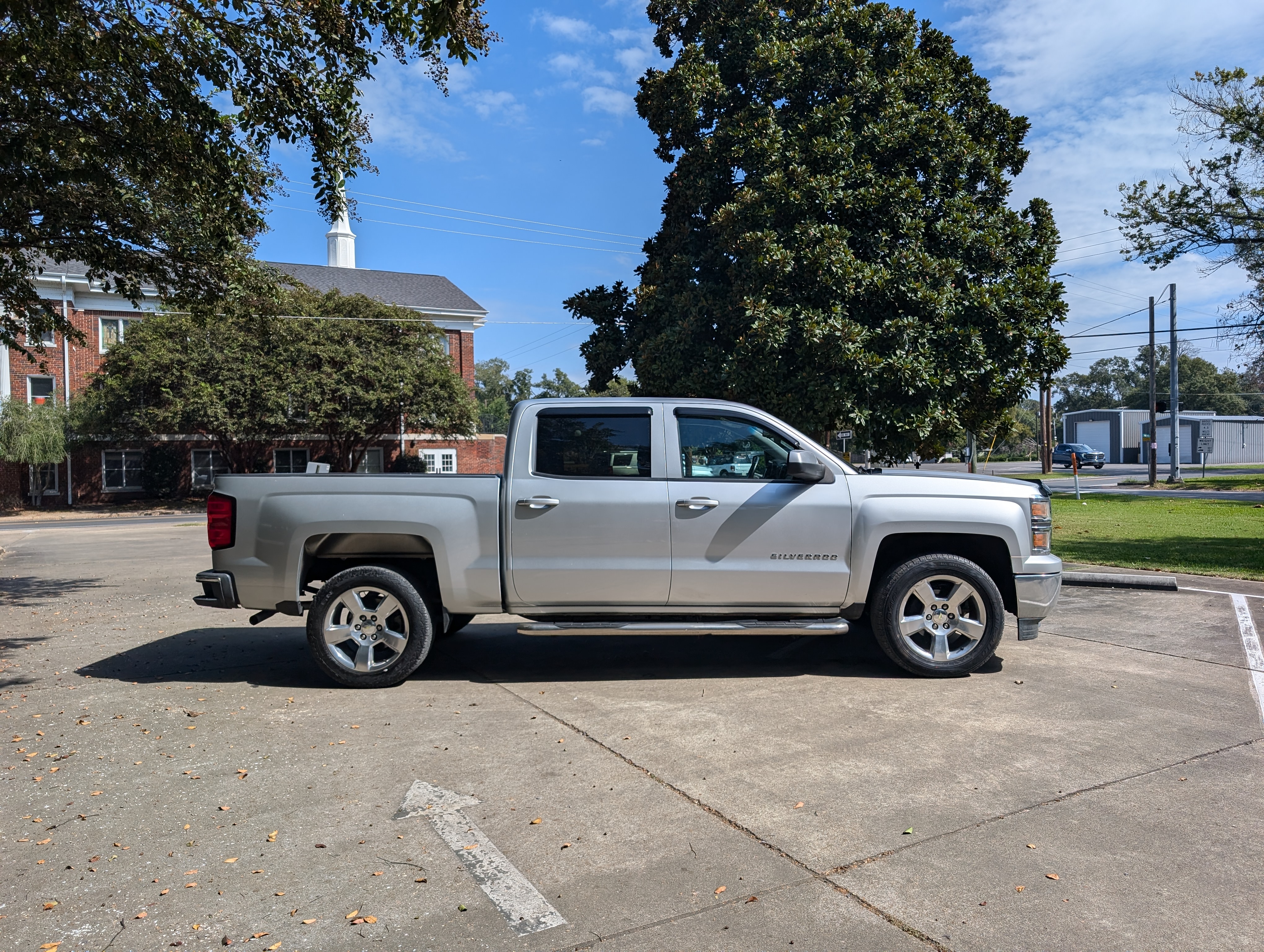 2014 Chevrolet Silverado 1500 1LT Crew Cab 2WD 7