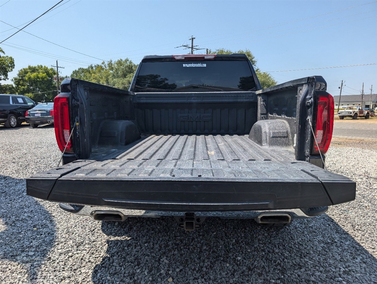 2022 GMC Sierra 1500 SLT Crew Cab 4WD 5