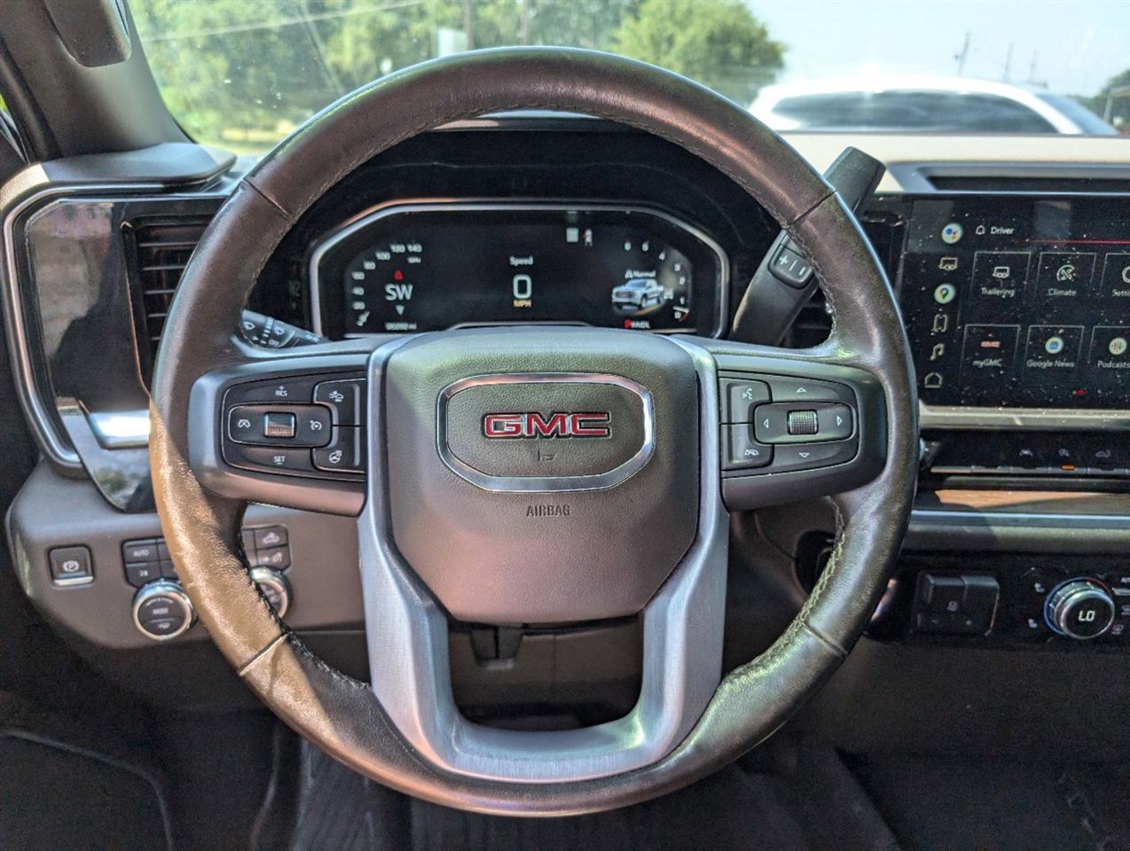 2022 GMC Sierra 1500 SLT Crew Cab 4WD 20