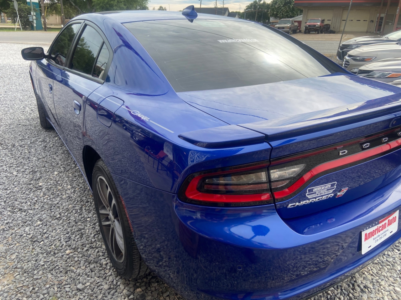 2019 Dodge Charger SXT AWD 2