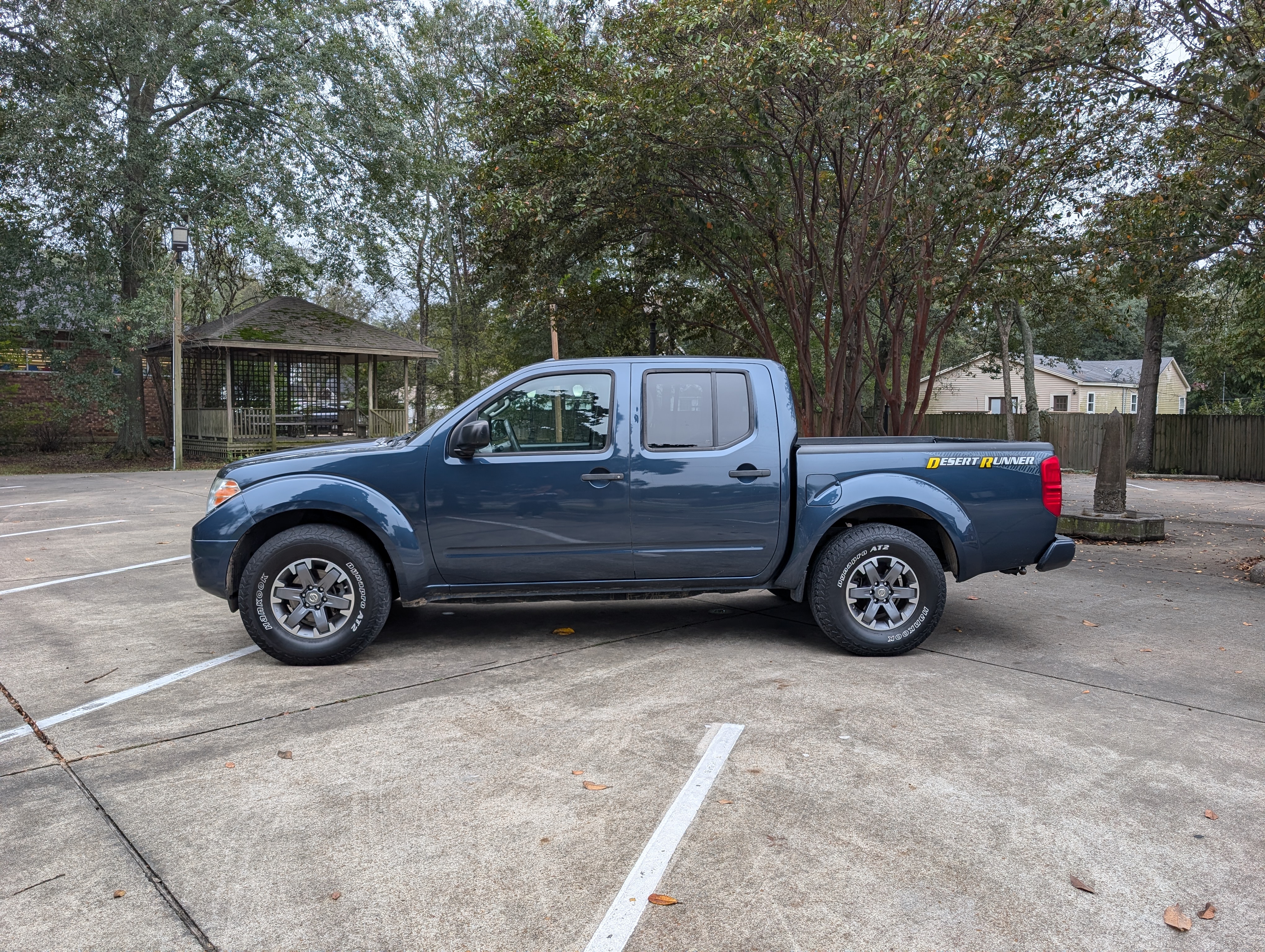 2017 Nissan Frontier S Crew Cab 5AT 2WD 2