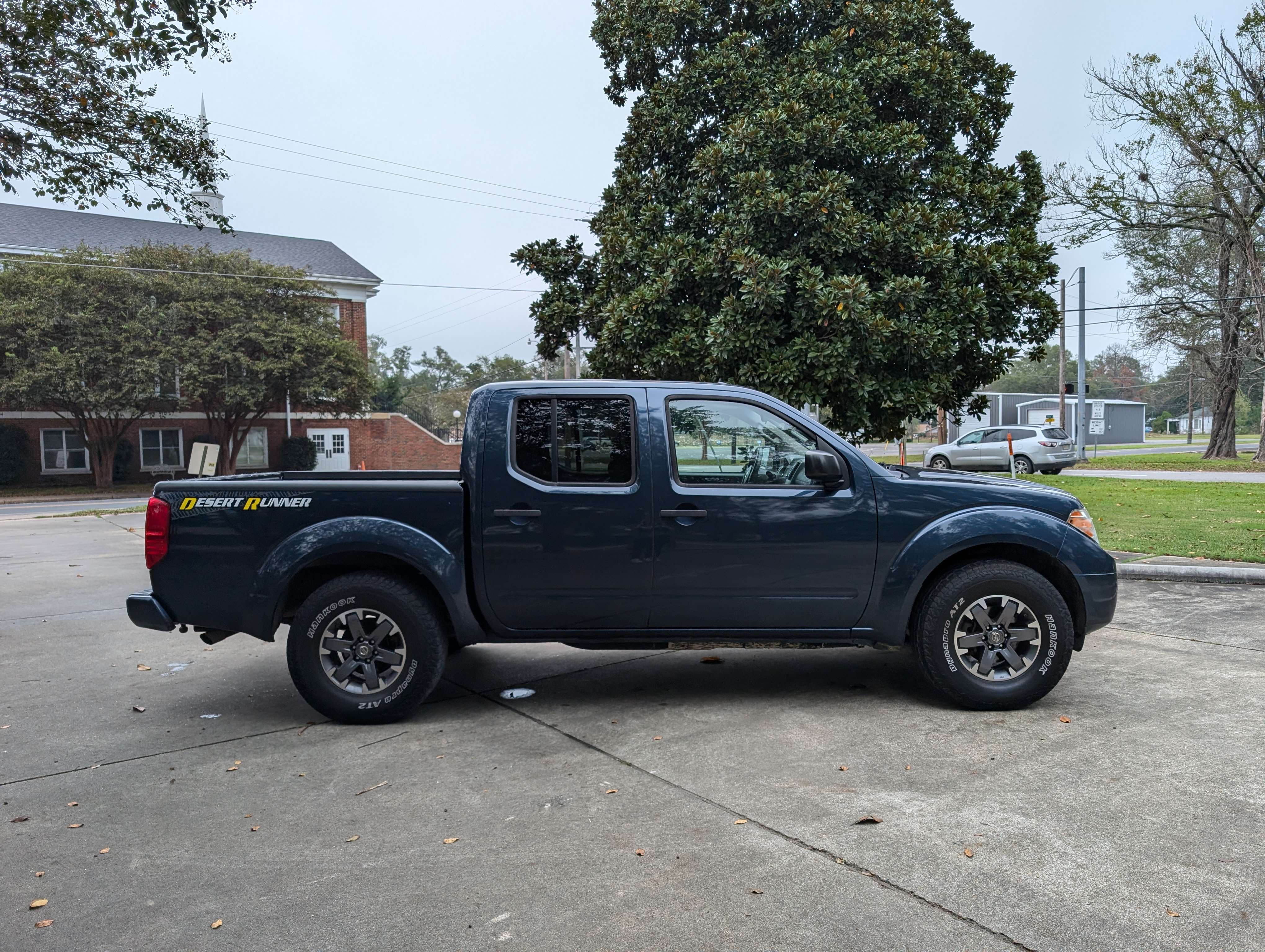 2017 Nissan Frontier S Crew Cab 5AT 2WD 7