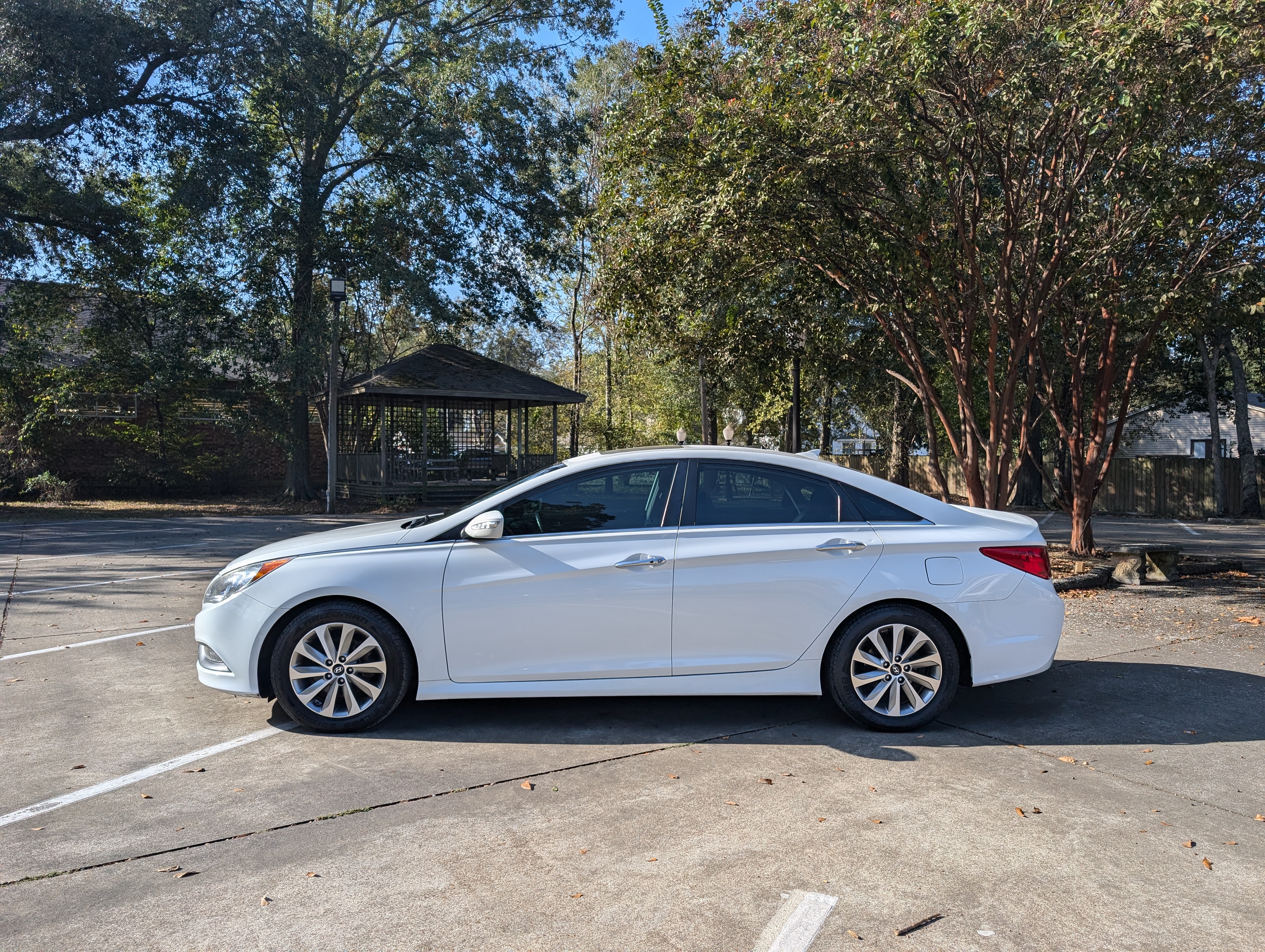 2014 Hyundai Sonata SE Auto 2