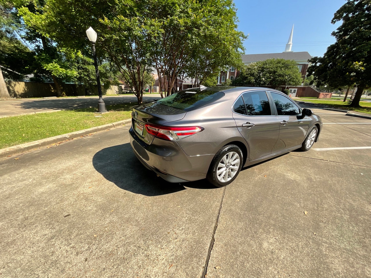 2020 Toyota Camry LE 9