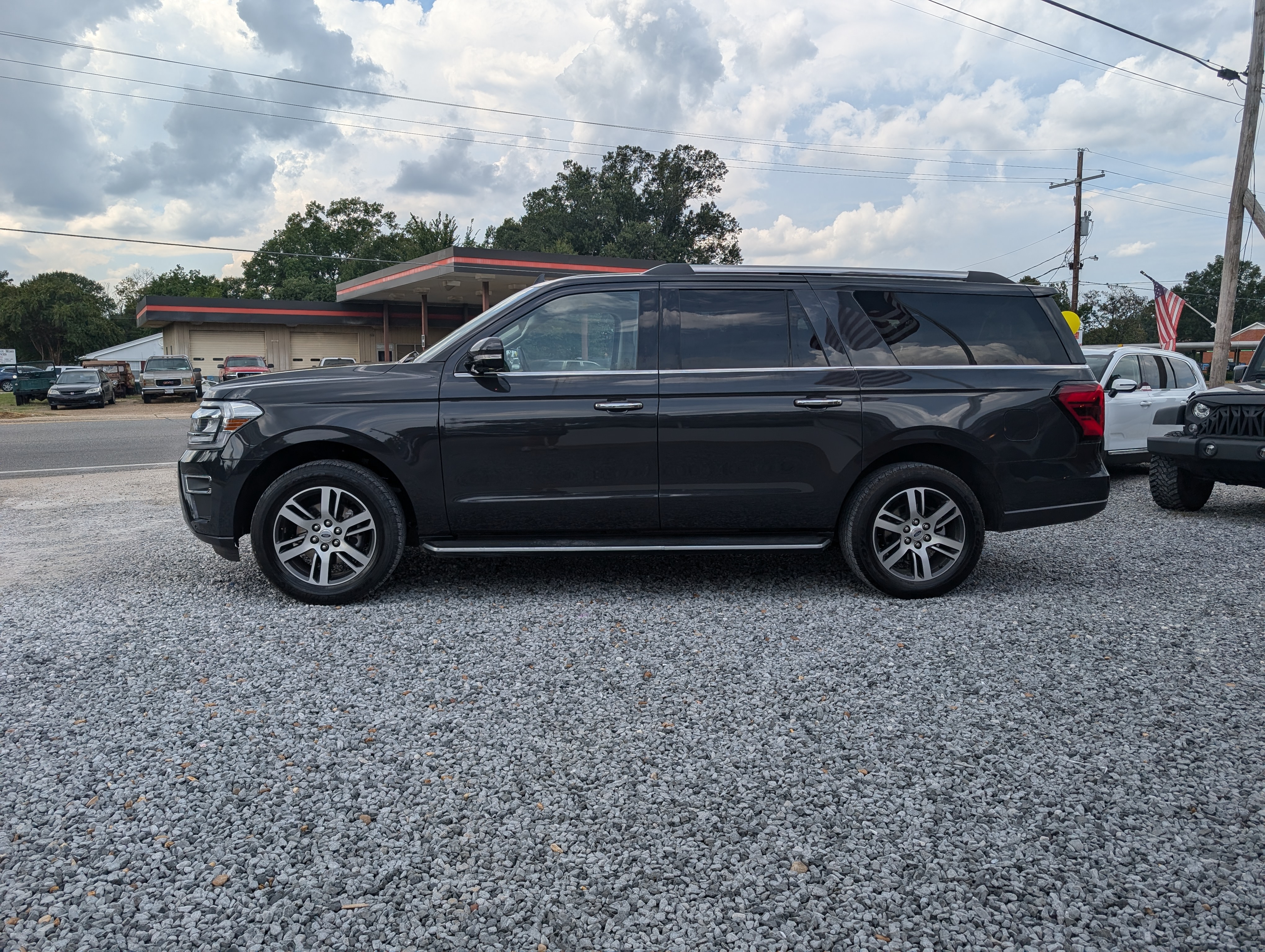 2023 Ford Expedition MAX Limited 2