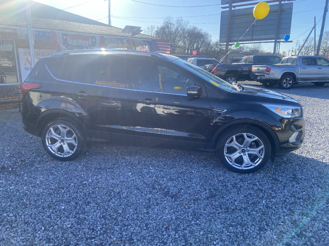 2019 Ford Escape Titanium FWD 4