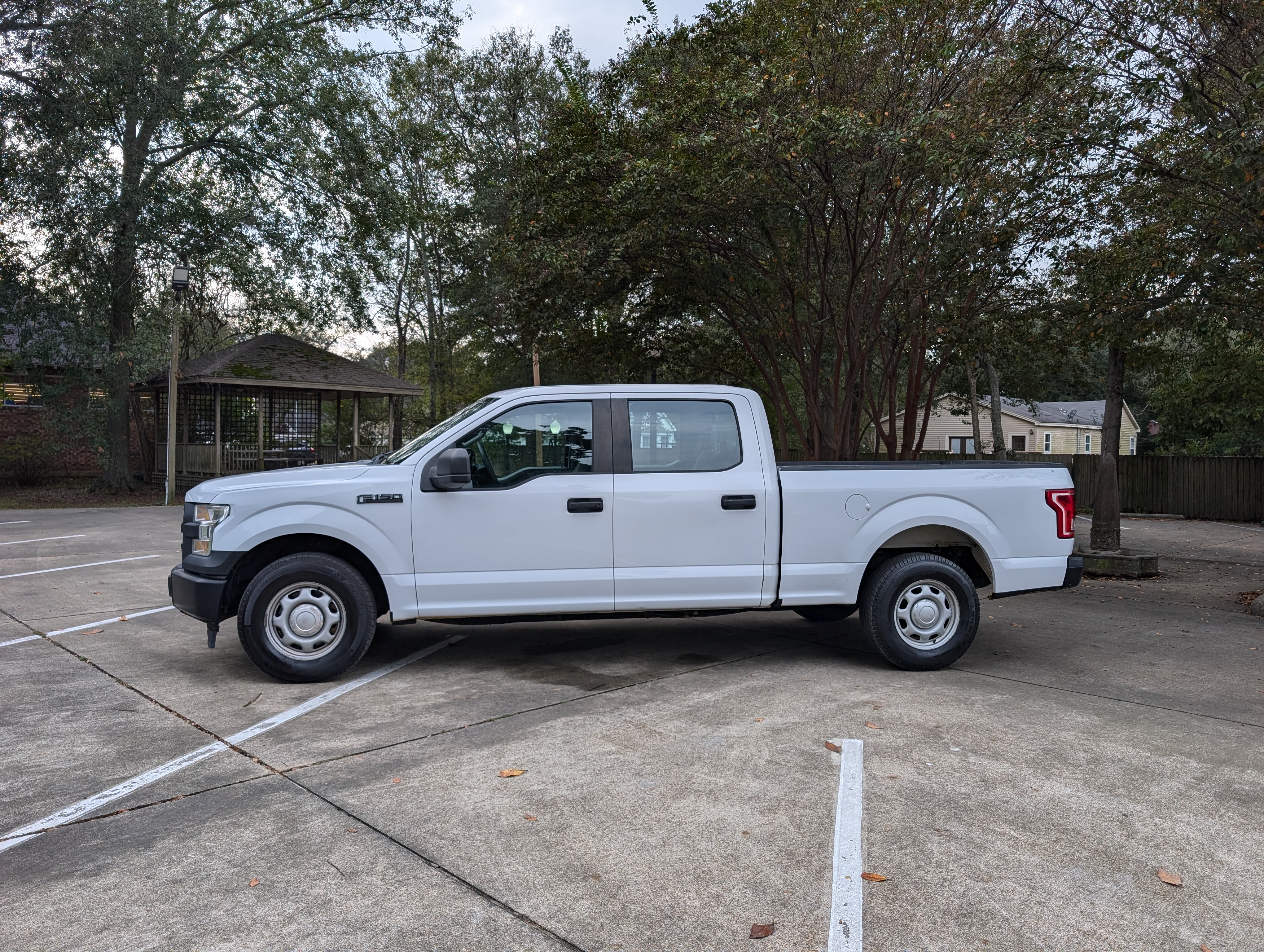 2017 Ford F-150 XL SuperCrew 5.5-ft. Bed 2WD 2