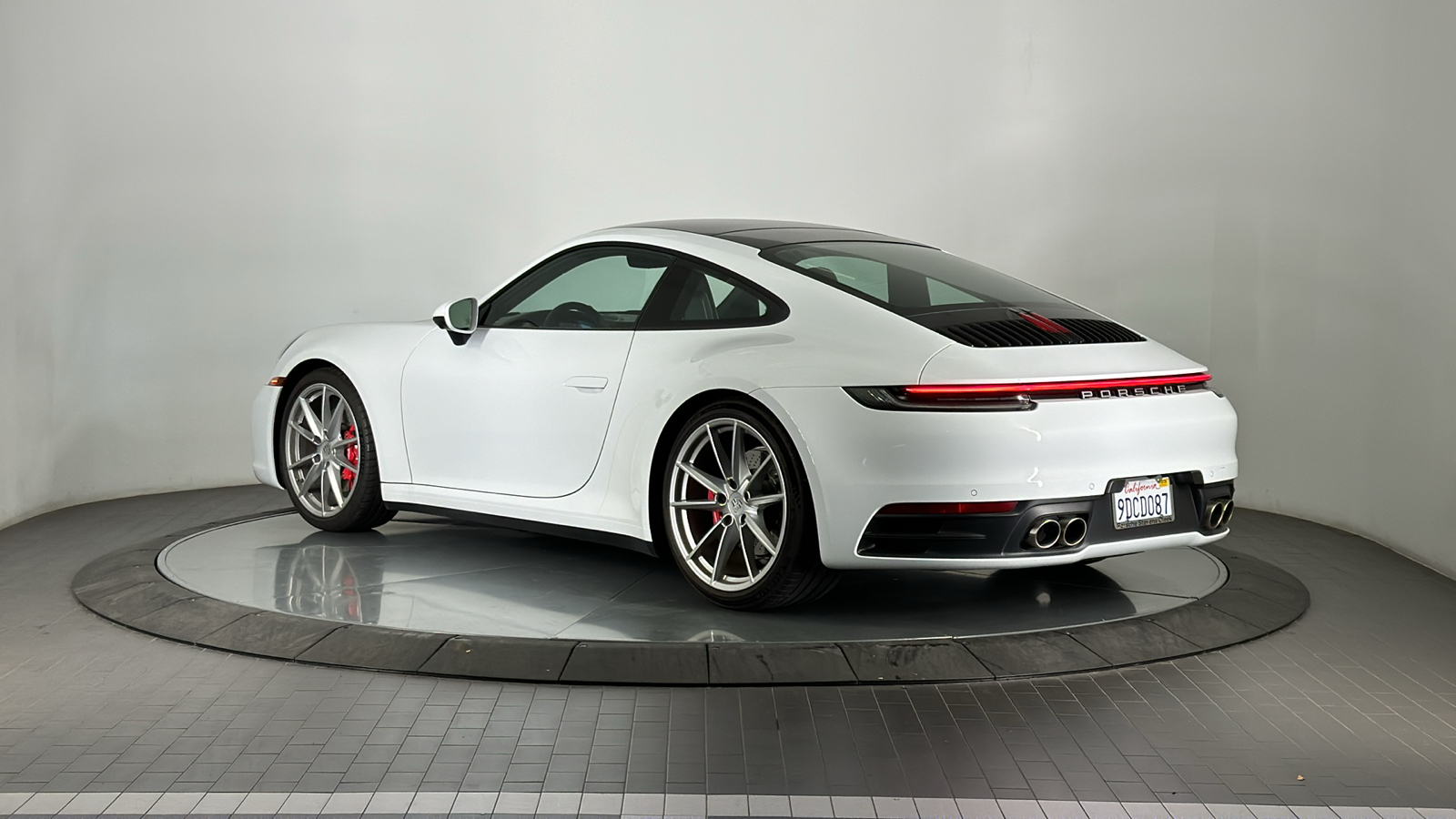 2020 Porsche 911 Carrera S 3