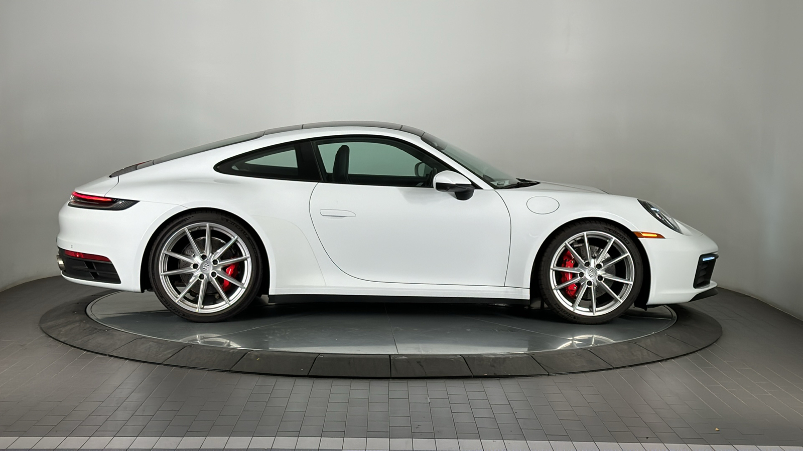 2020 Porsche 911 Carrera S 6