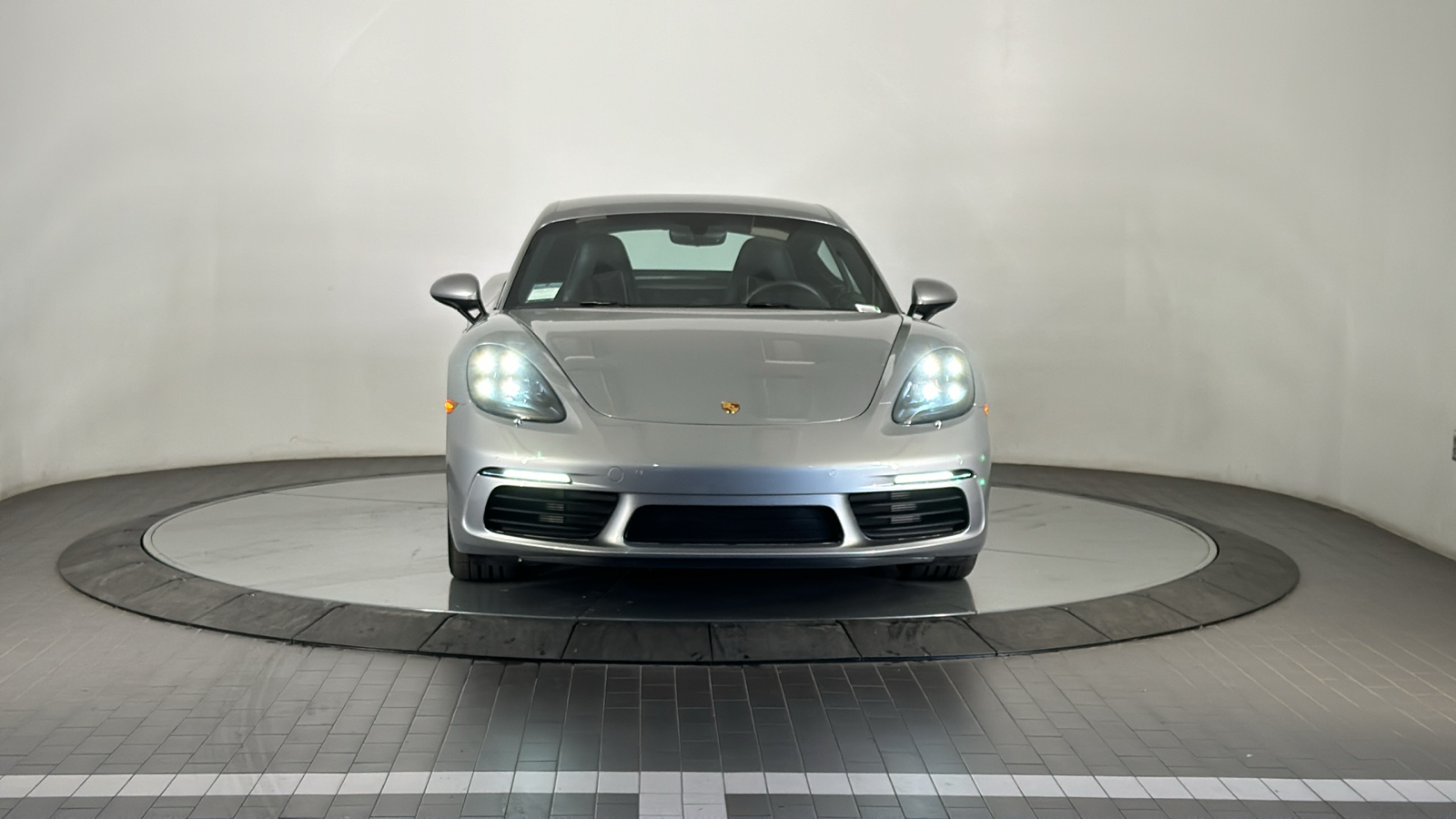 2024 Porsche 718 Cayman  8