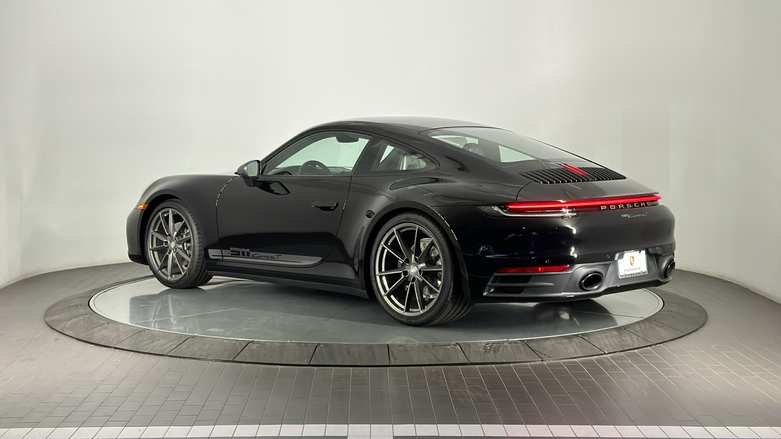 2024 Porsche 911 Carrera T 3