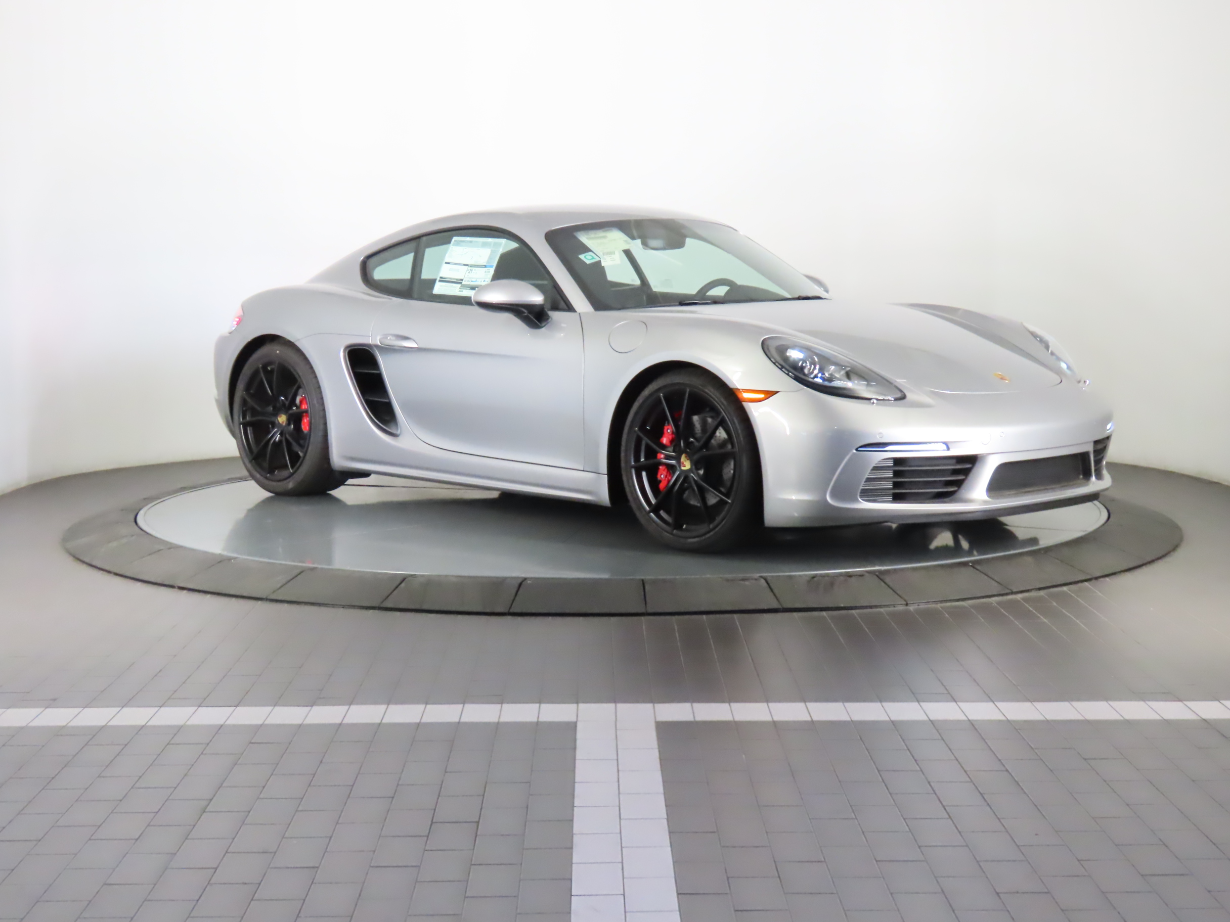 2024 Porsche 718 Cayman S 7