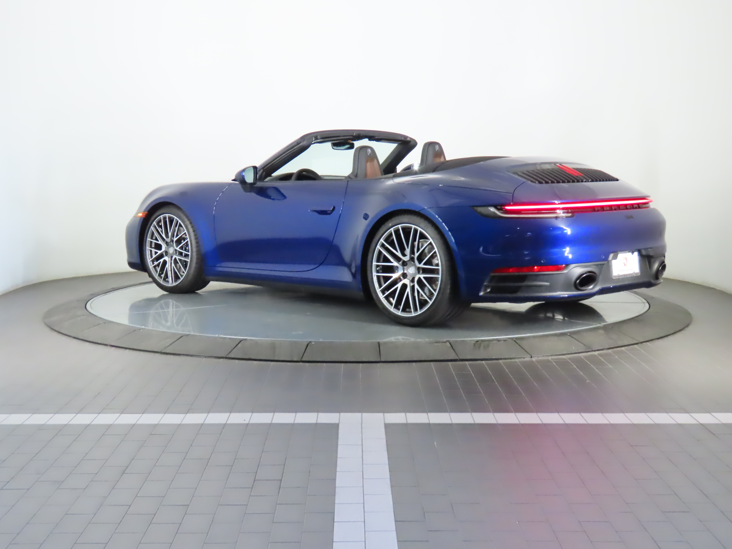 2024 Porsche 911 Carrera S 11