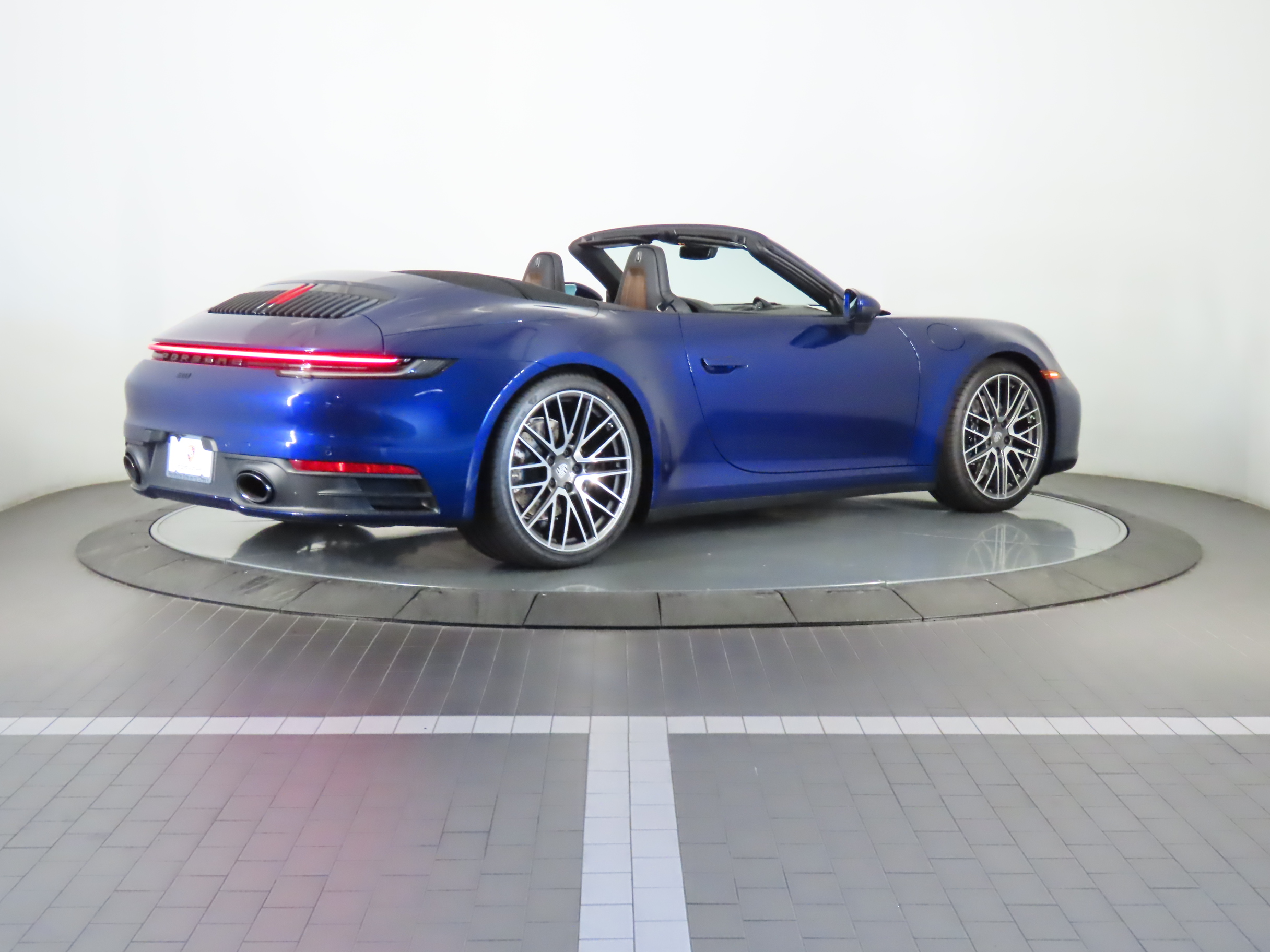 2024 Porsche 911 Carrera S 13