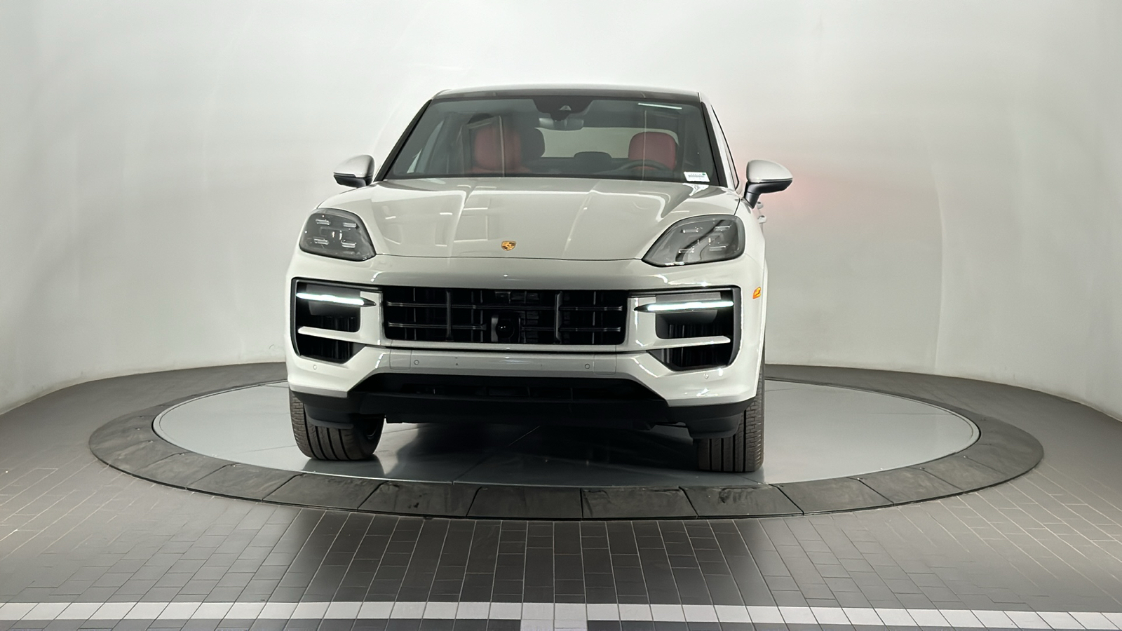 2024 Porsche Cayenne Coupe  8