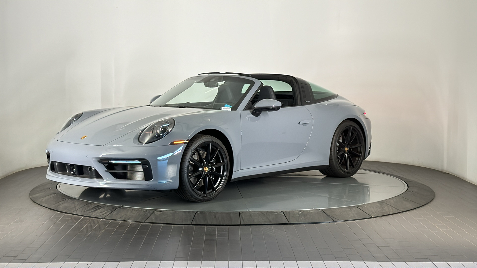 2024 Porsche 911 Targa 4S 9