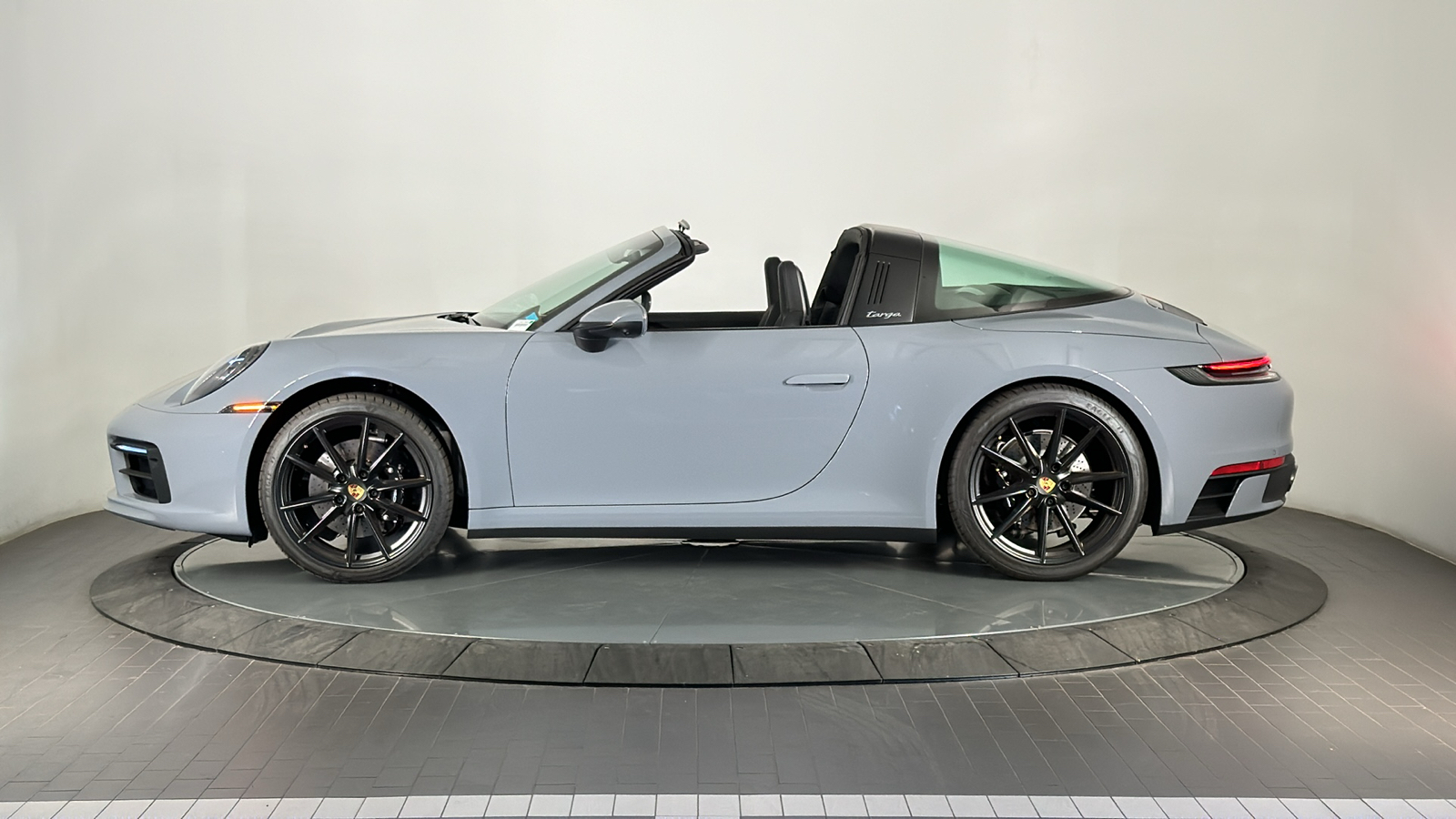 2024 Porsche 911 Targa 4S 10