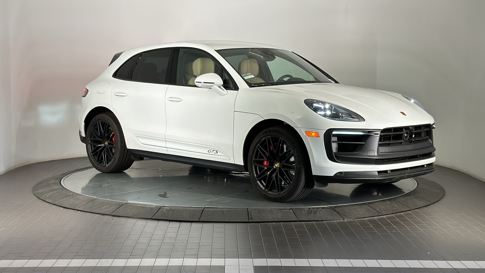 2024 Porsche Macan GTS 7