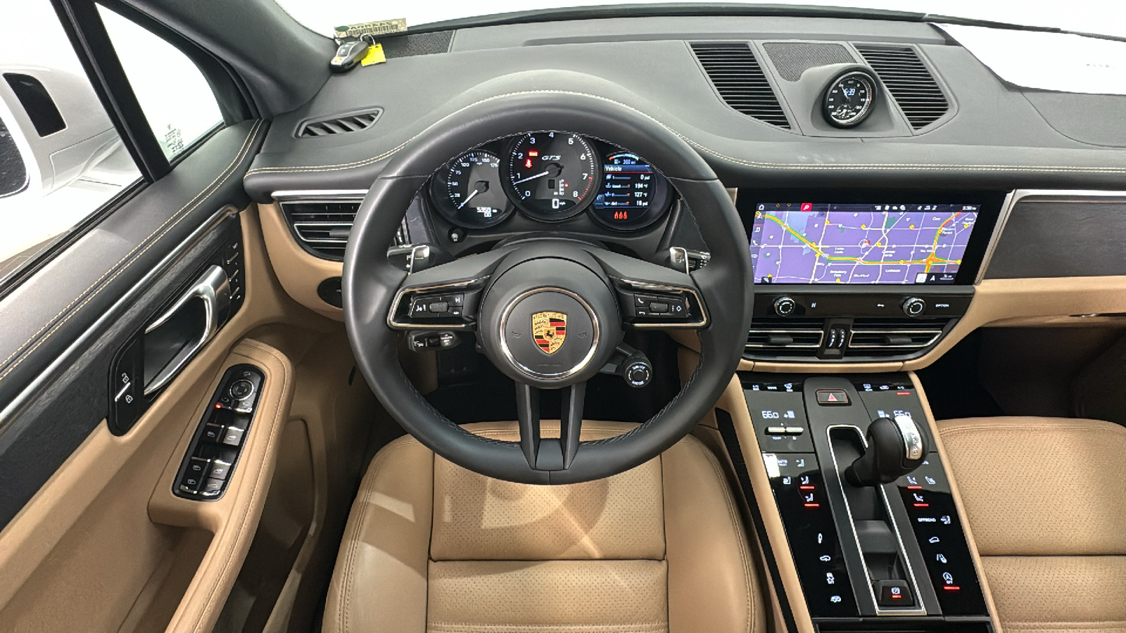 2024 Porsche Macan GTS 11