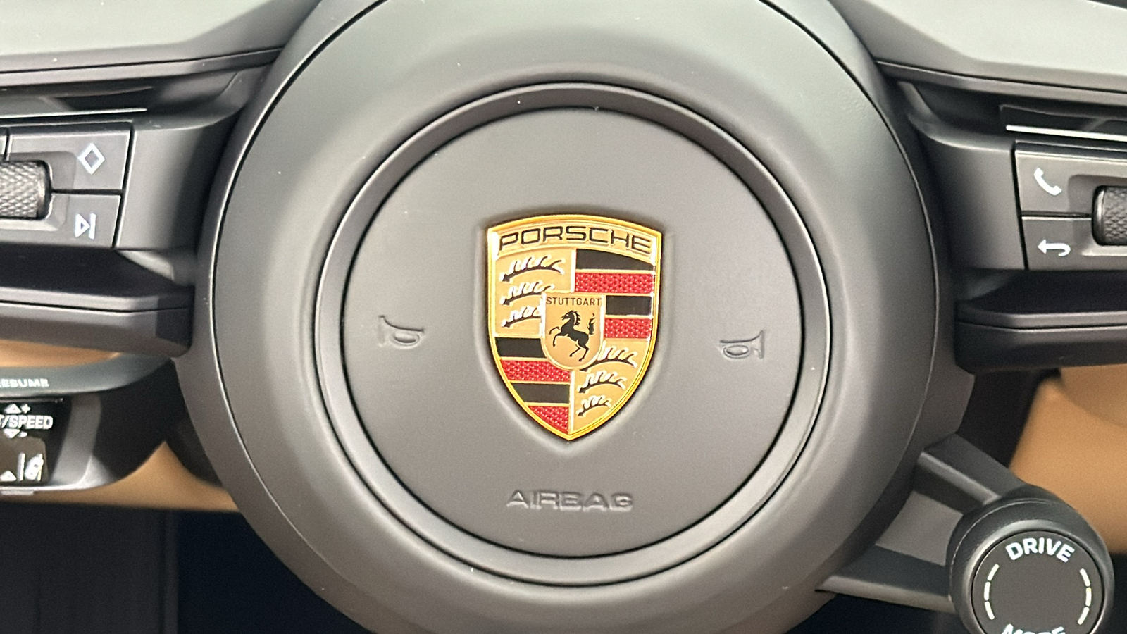 2025 Porsche Cayenne  16