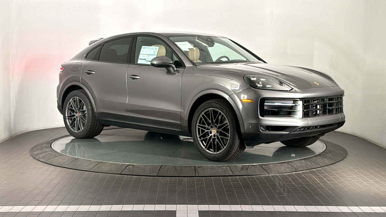 2025 Porsche Cayenne Coupe  7