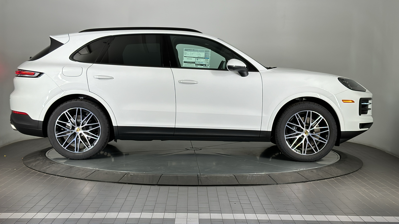 2024 Porsche Cayenne  6