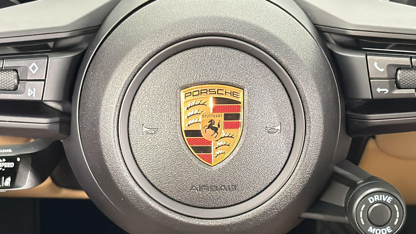 2025 Porsche Cayenne Coupe  16