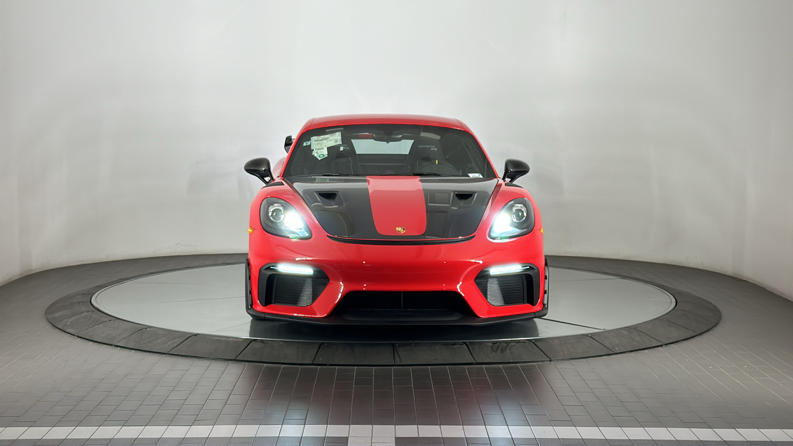 2024 Porsche 718 Cayman GT4 RS 8